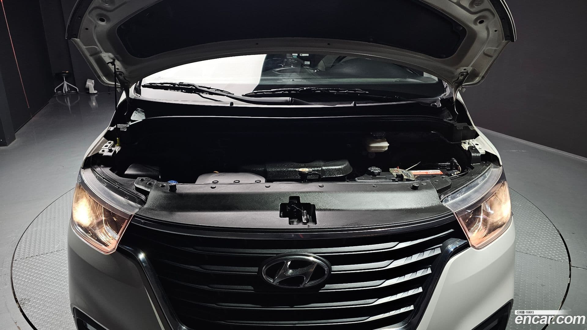 Main__Slider__Photo:Starex Hyundai 2019.10-5