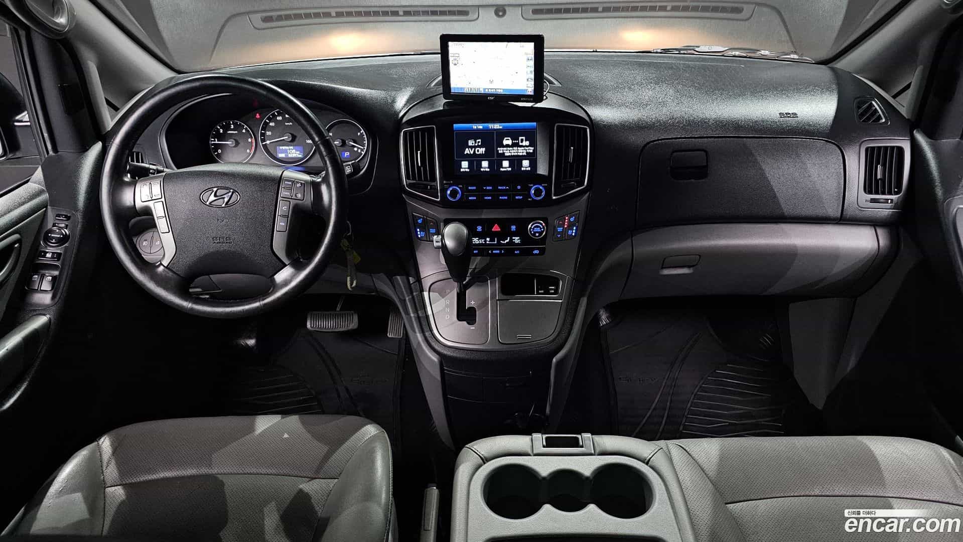 Starex Hyundai 2019.10-INNER-007