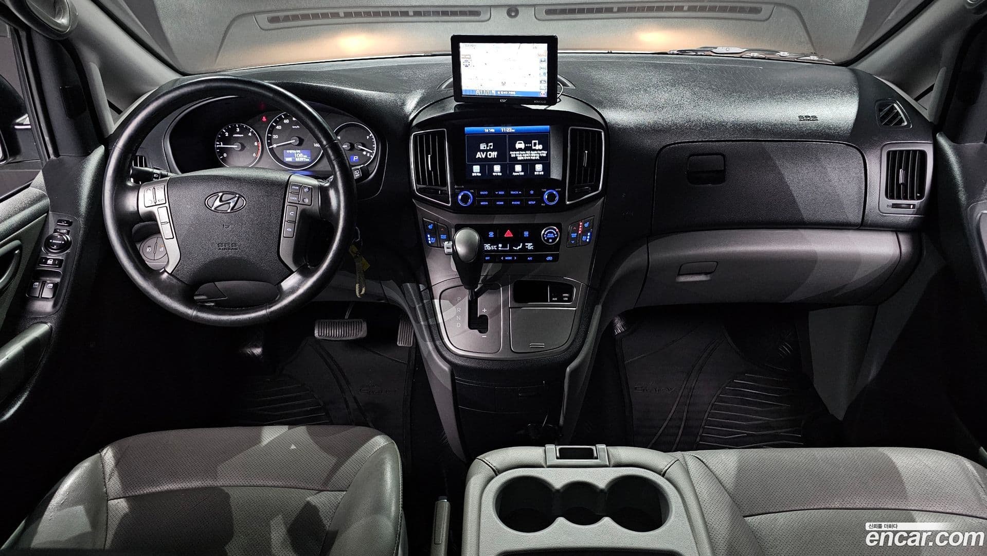 Main__Slider__Photo:Starex Hyundai 2019.10-6