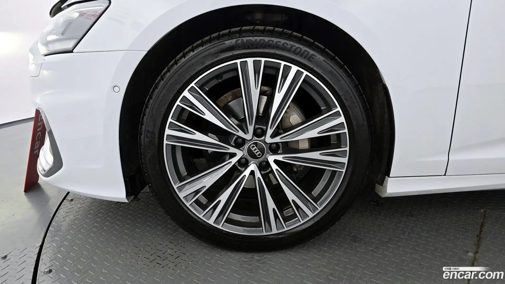 A6 Audi 2023.0-OUTER-005