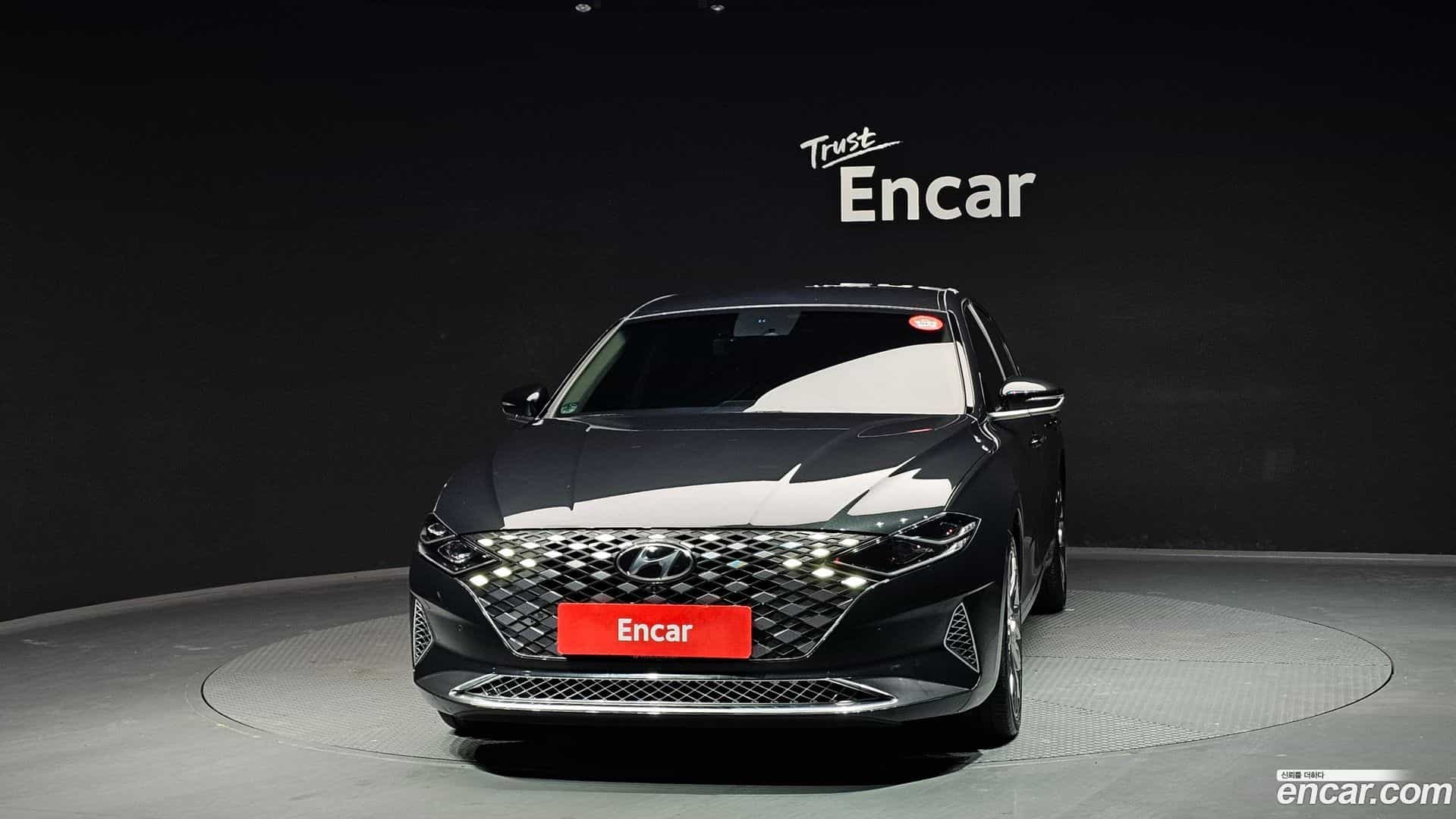Grandeur Hyundai 2021.1-OUTER-003