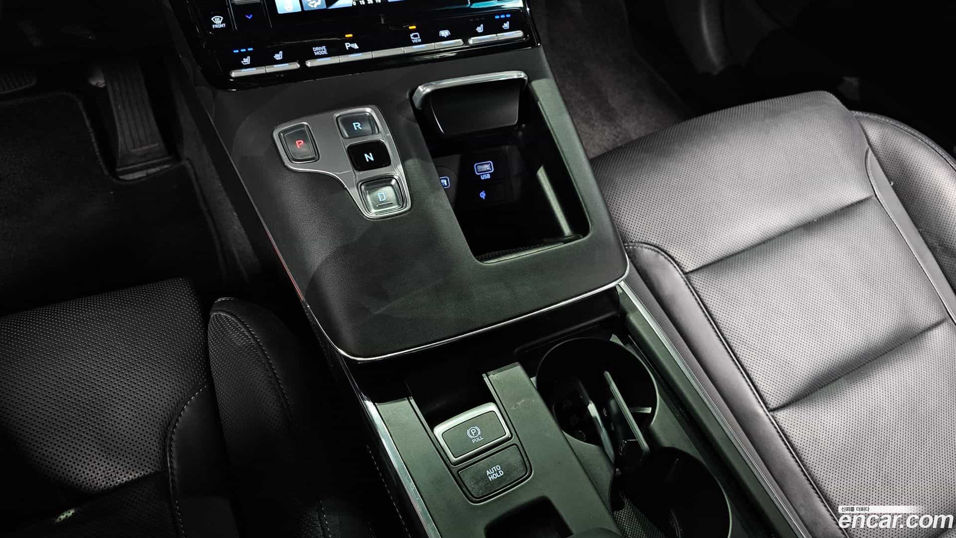 Grandeur Hyundai 2021.1-INNER-009