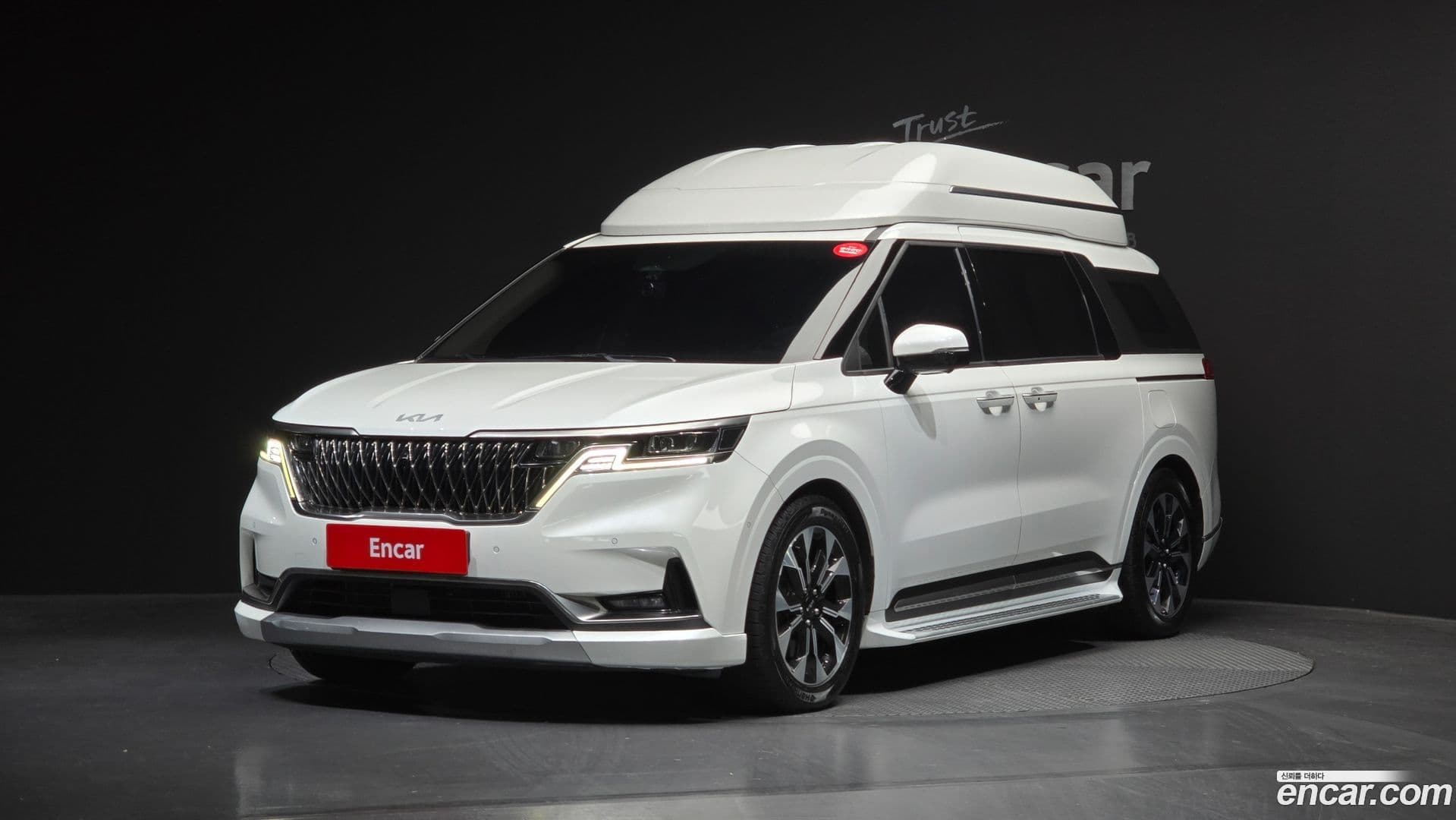 Main__Slider__Photo:Canival Kia 2022.4-0