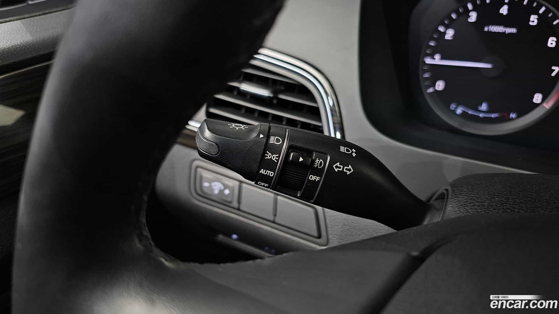 Sonata Hyundai 2017.1-OPTION-019