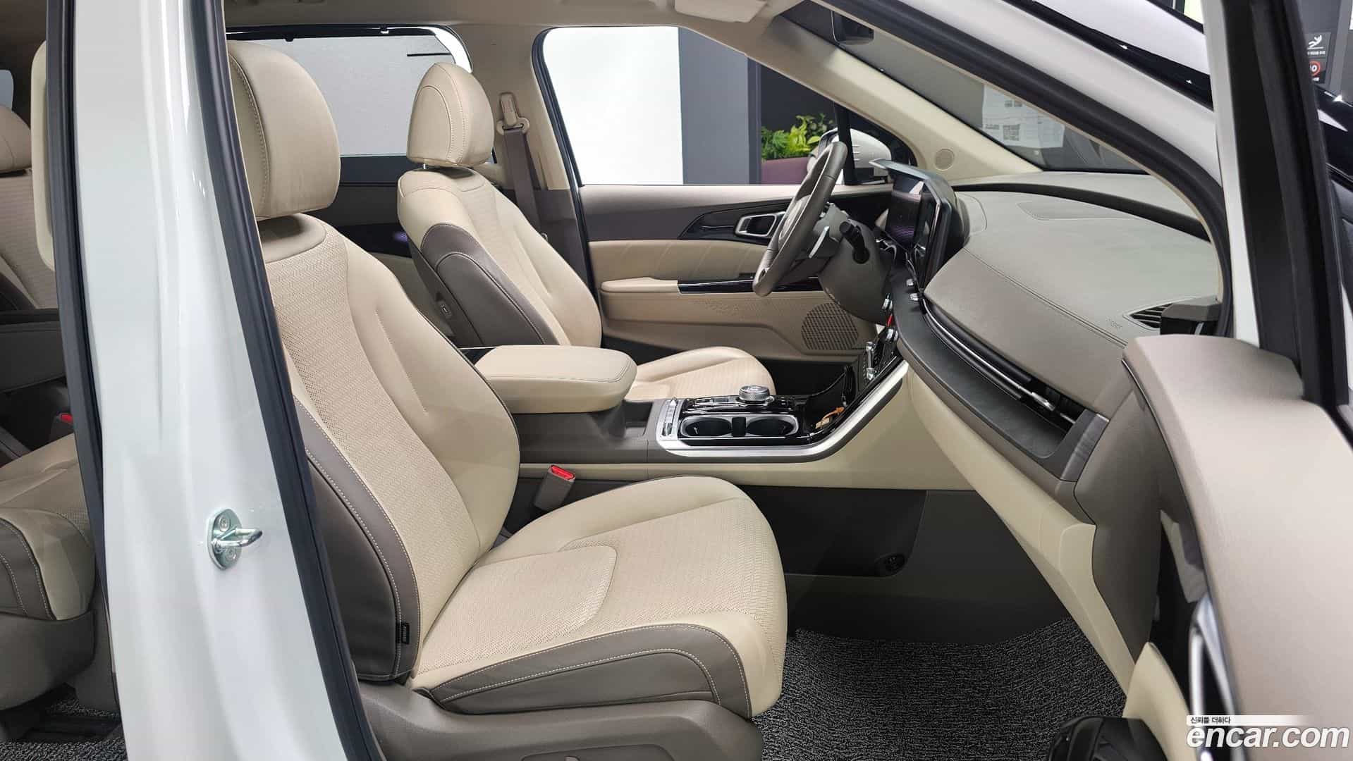 Canival Kia 2023.1-INNER-010