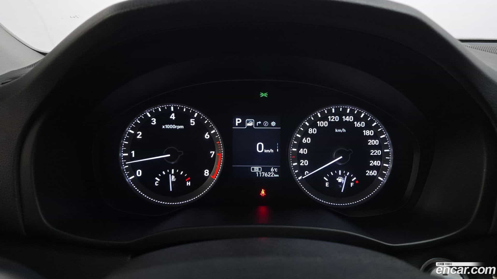 Grandeur Hyundai 2017.0-INNER-008
