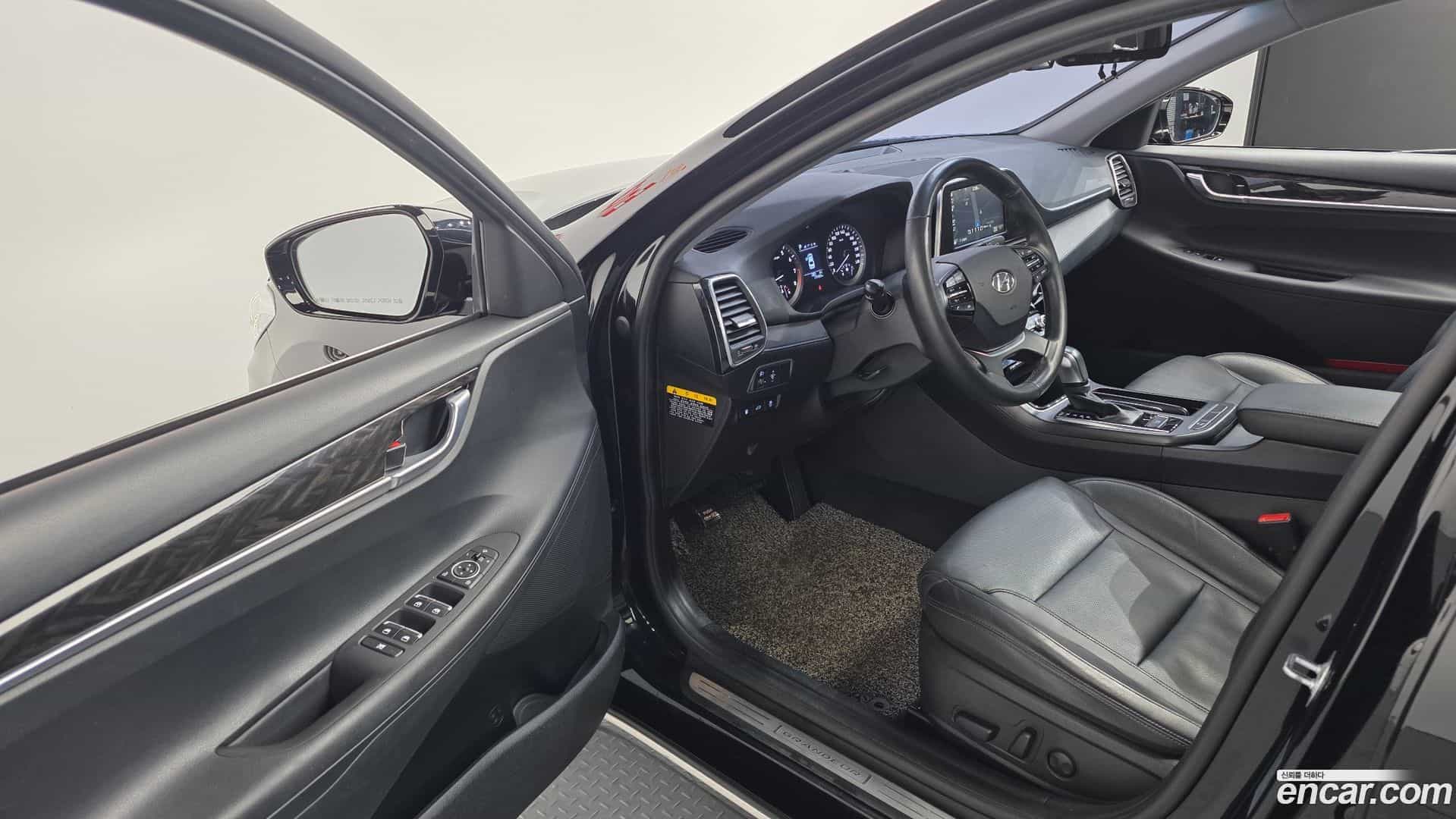 Grandeur Hyundai 2017.0-OPTION-016
