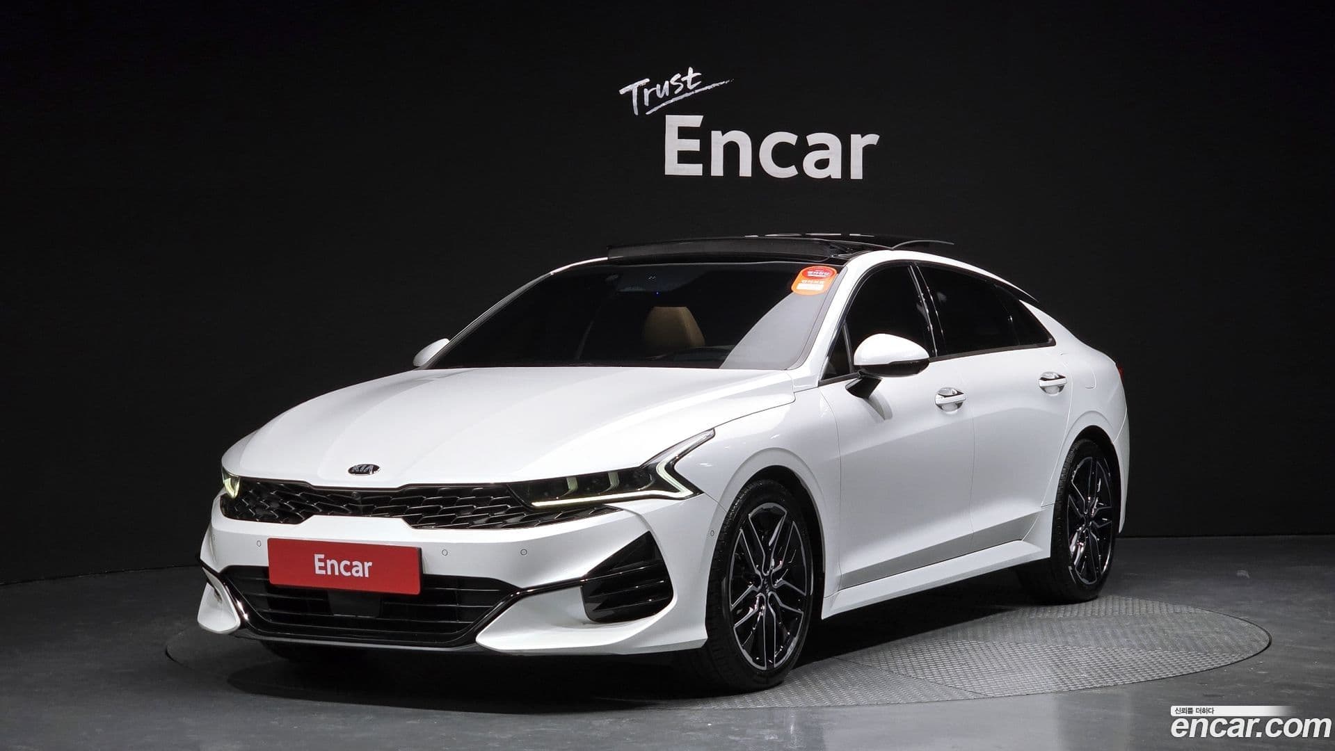 Main__Slider__Photo:K5 Kia 2021.2-0