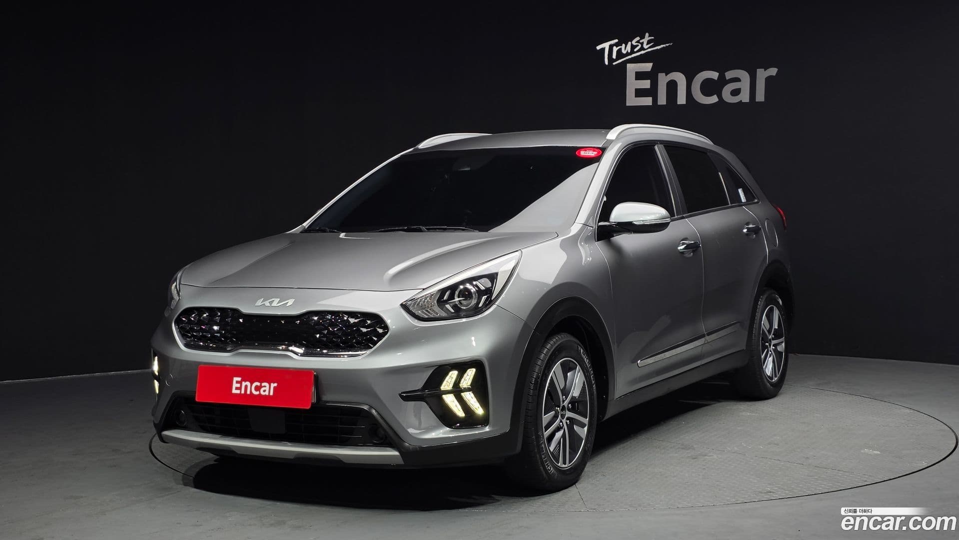 Main__Slider__Photo:Niro Kia 2021.7-0