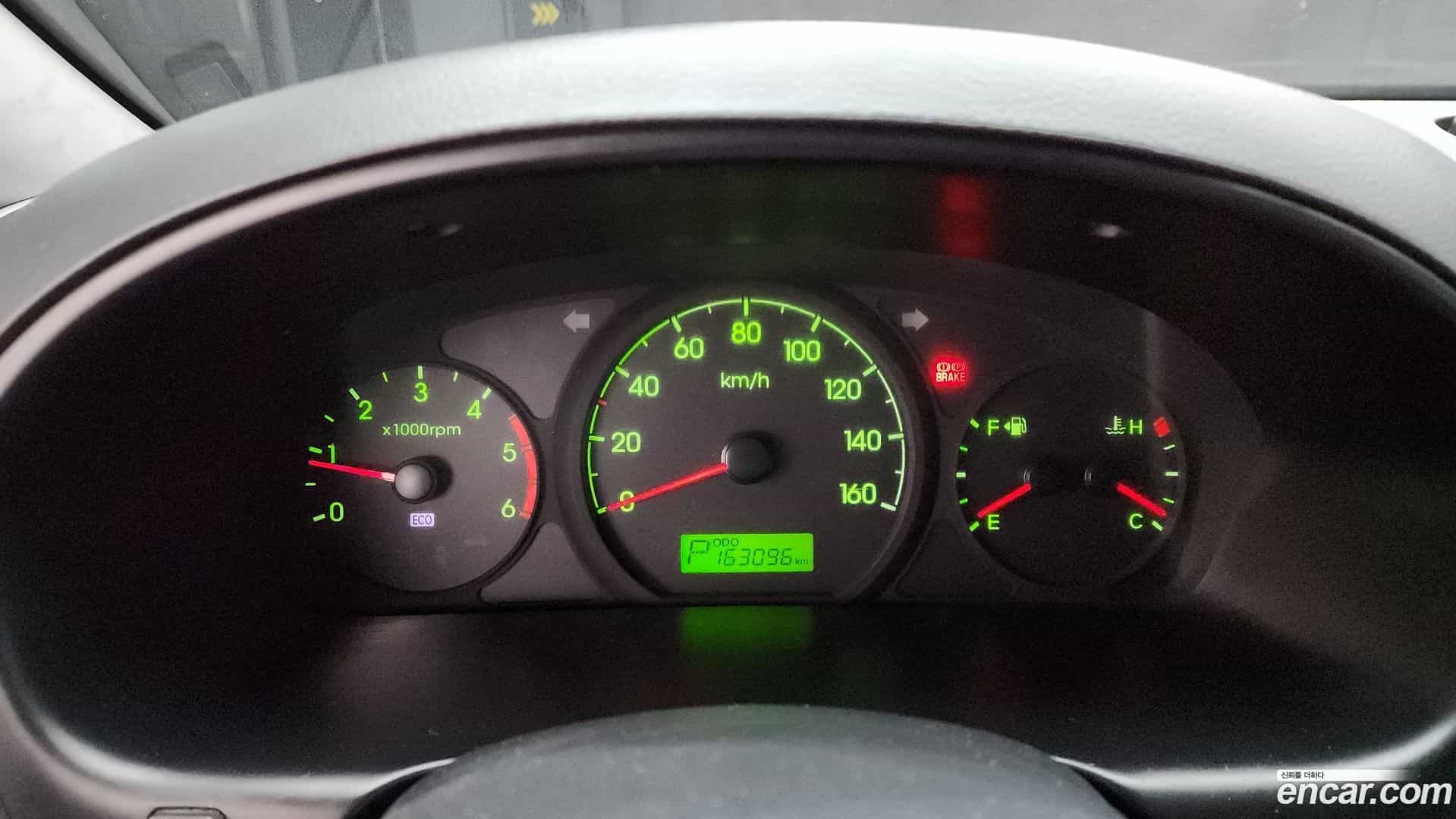 Starex Hyundai 2015.0-INNER-008