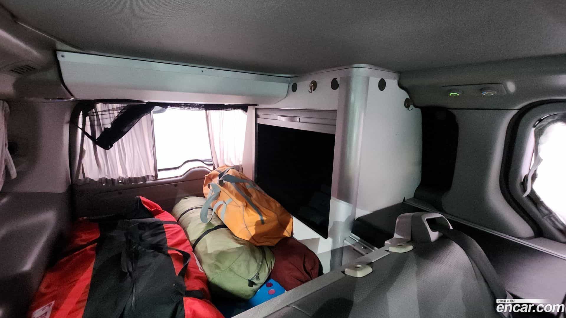 Starex Hyundai 2015.0-OPTION-022