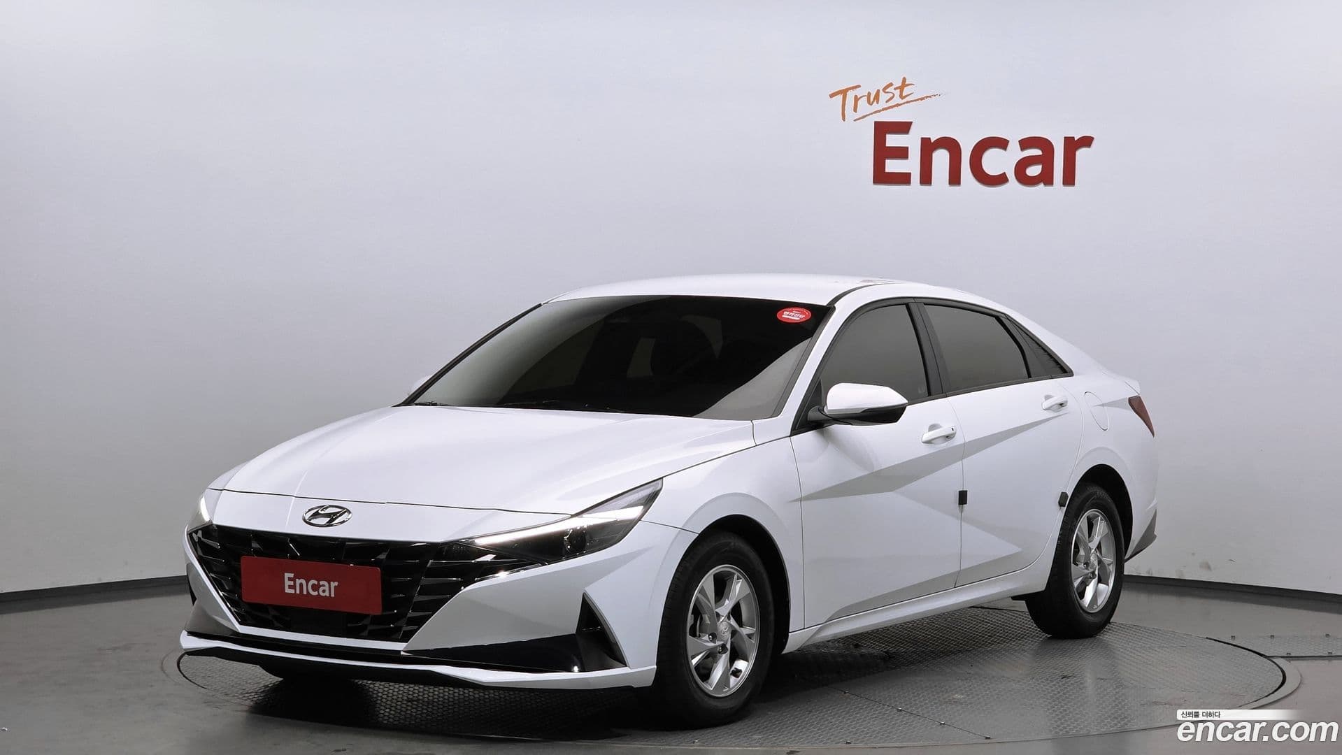 Main__Slider__Photo:AVANTE Hyundai 2021.10-0