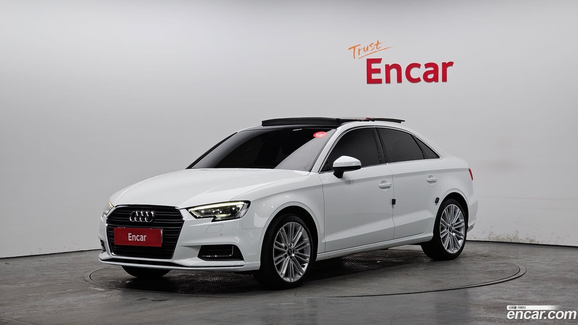 Main__Slider__Photo:A3 Audi 2018.7-0