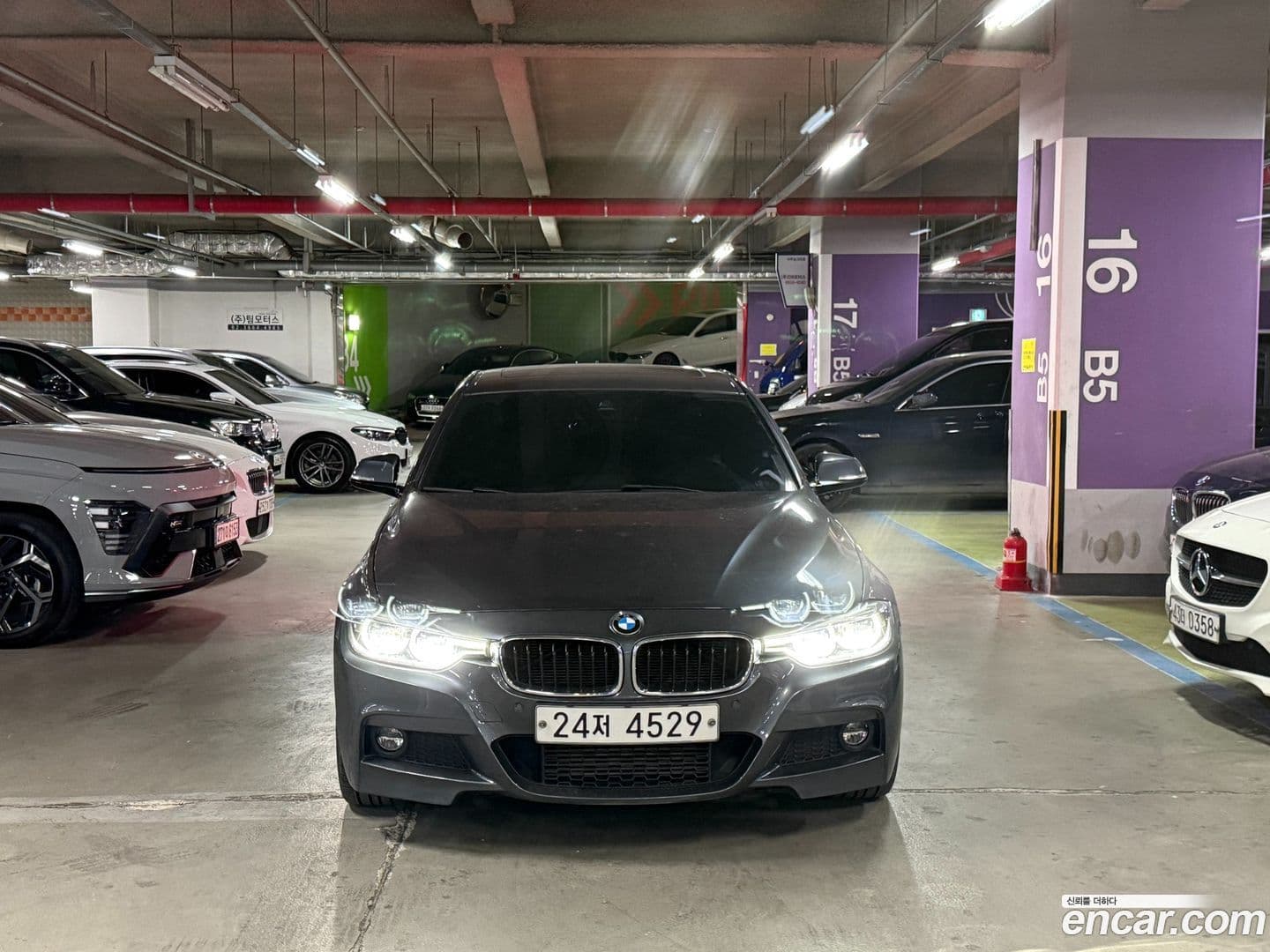 Main__Slider__Photo:3-Series BMW 2017.2-0