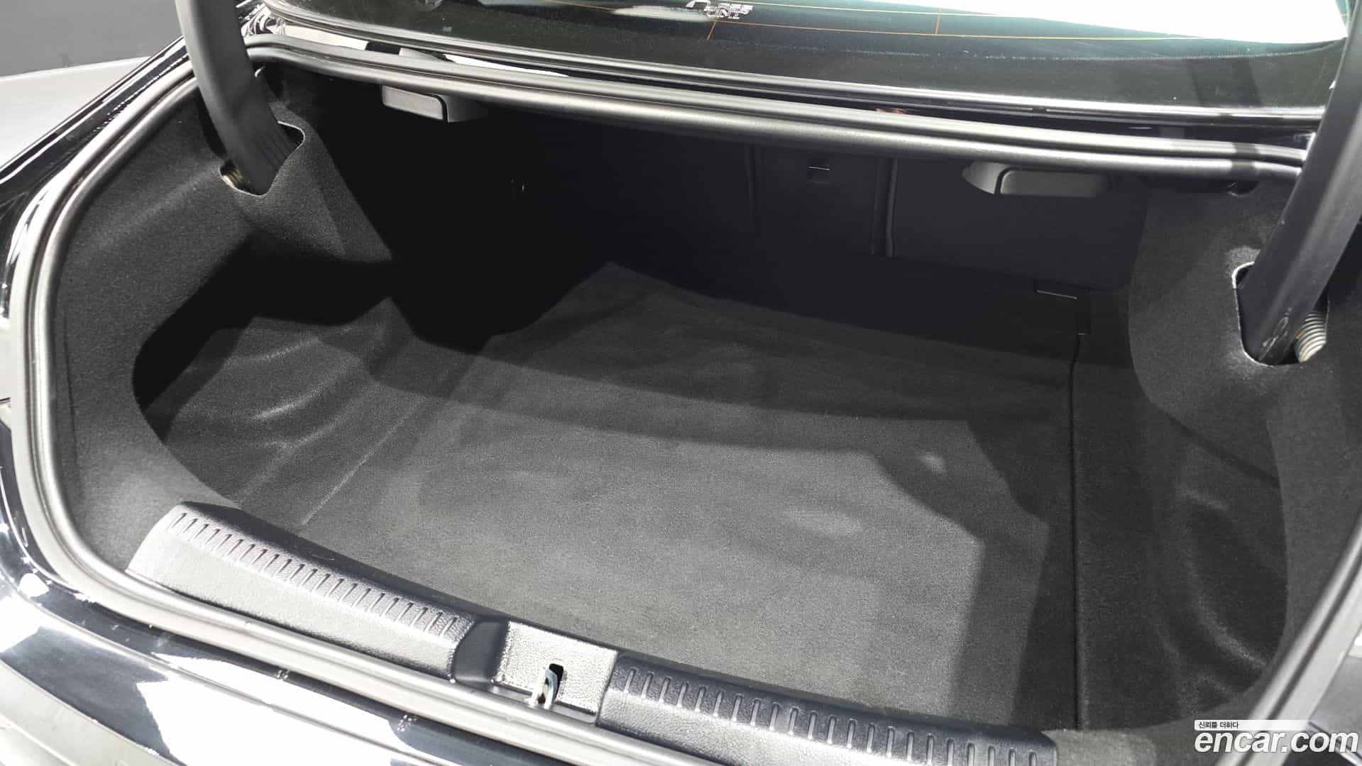 CLA-Class Mercedes-Benz 2021.5-OPTION-024
