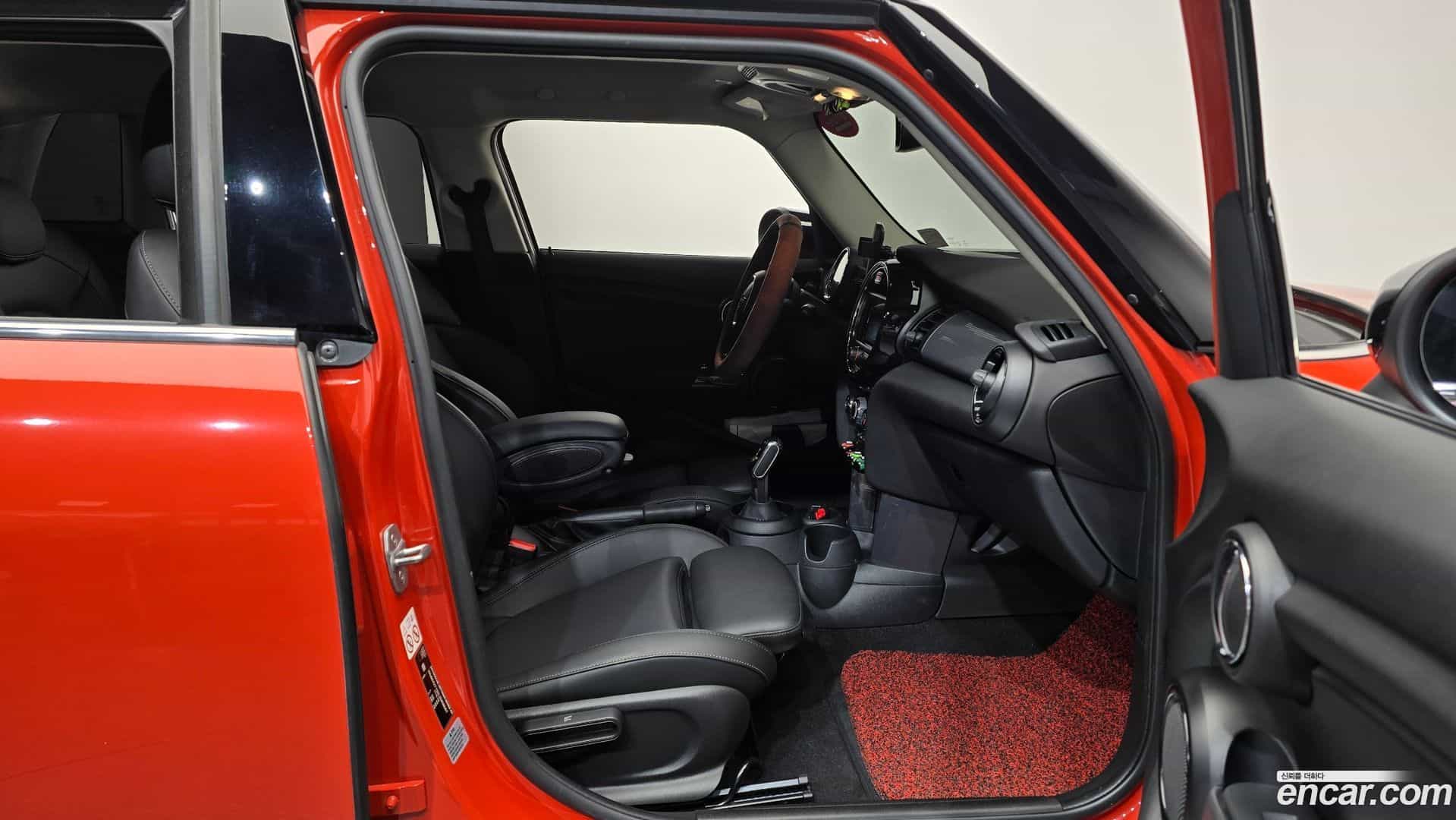 Cooper Mini 2020.2-OPTION-015