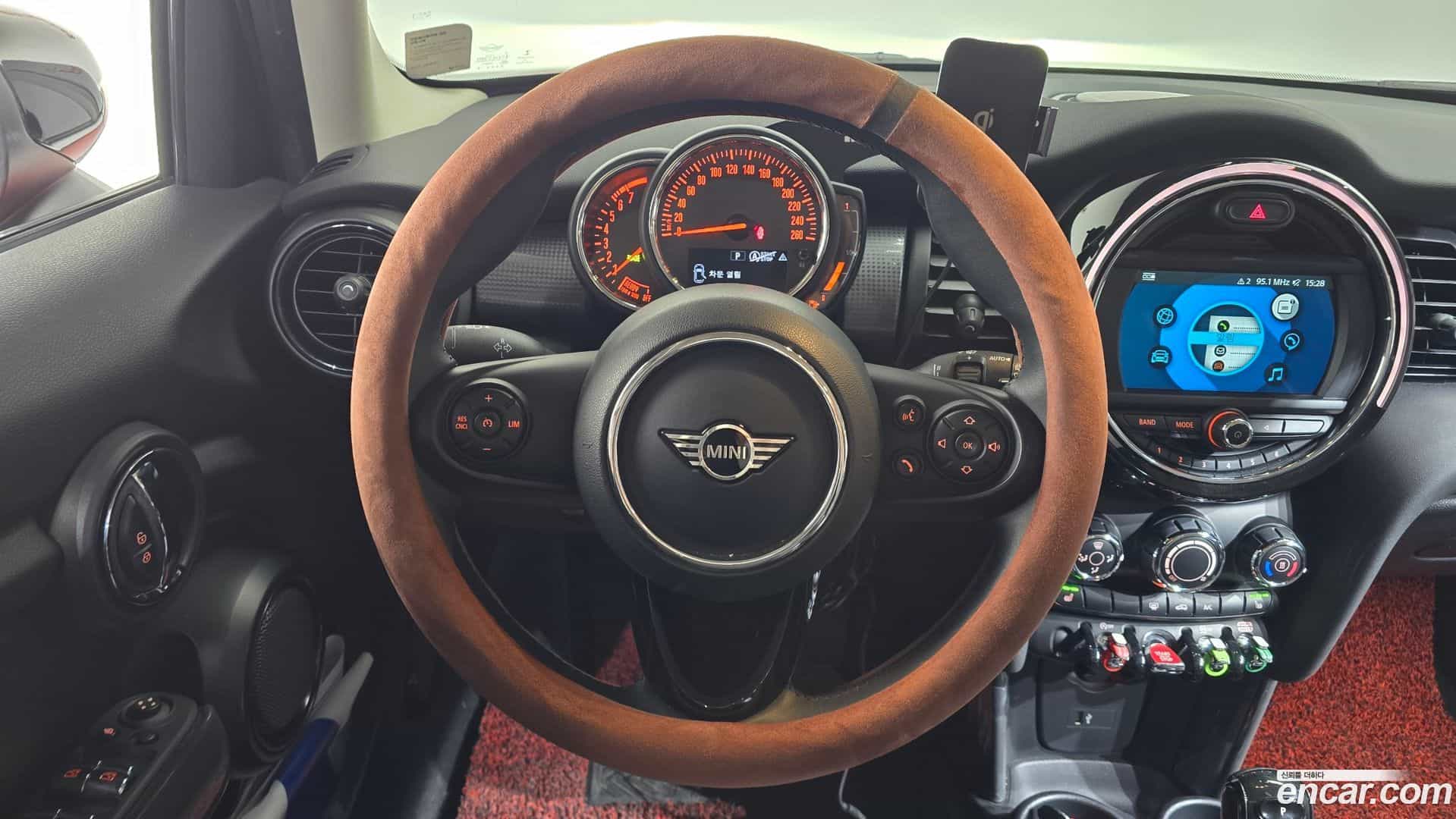 Cooper Mini 2020.2-OPTION-017