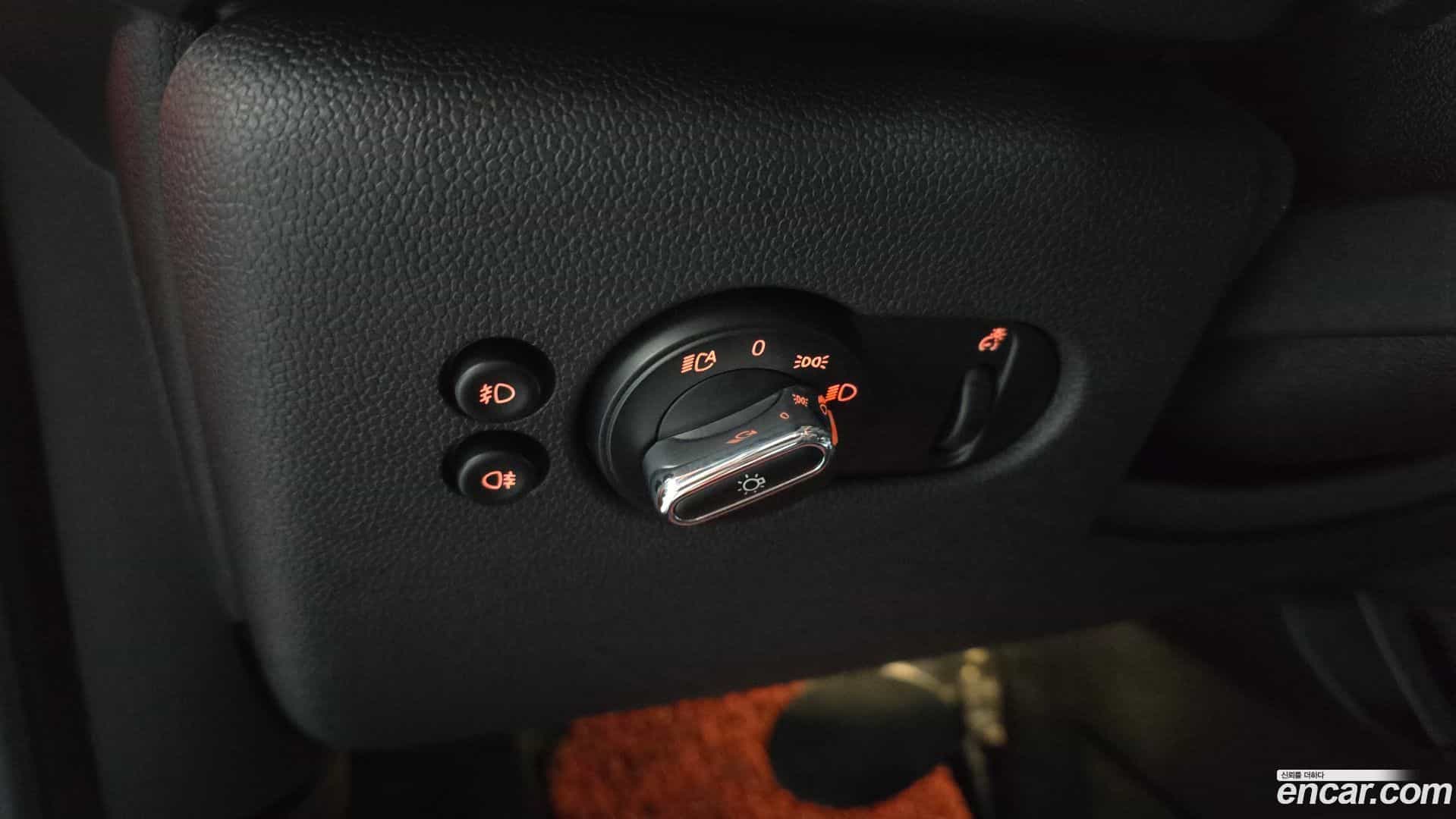 Cooper Mini 2020.2-OPTION-021