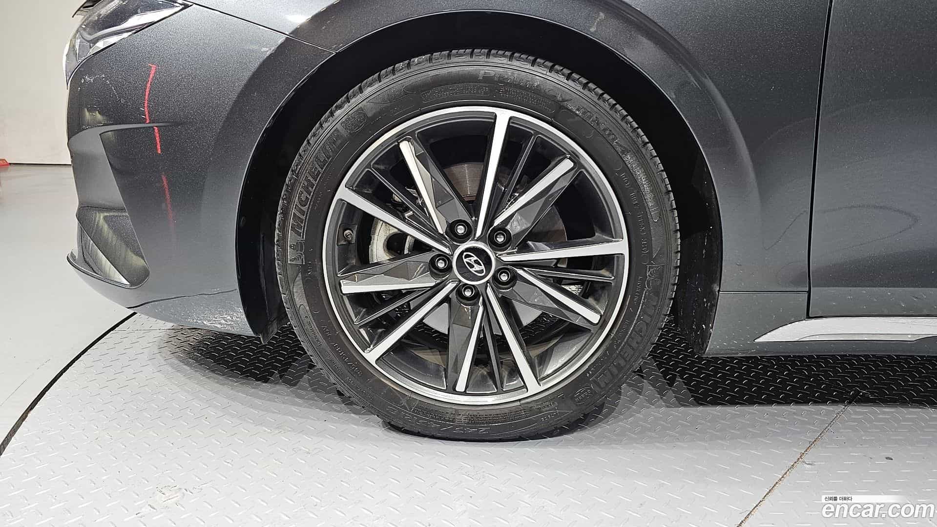 Grandeur Hyundai 2021.0-OUTER-005