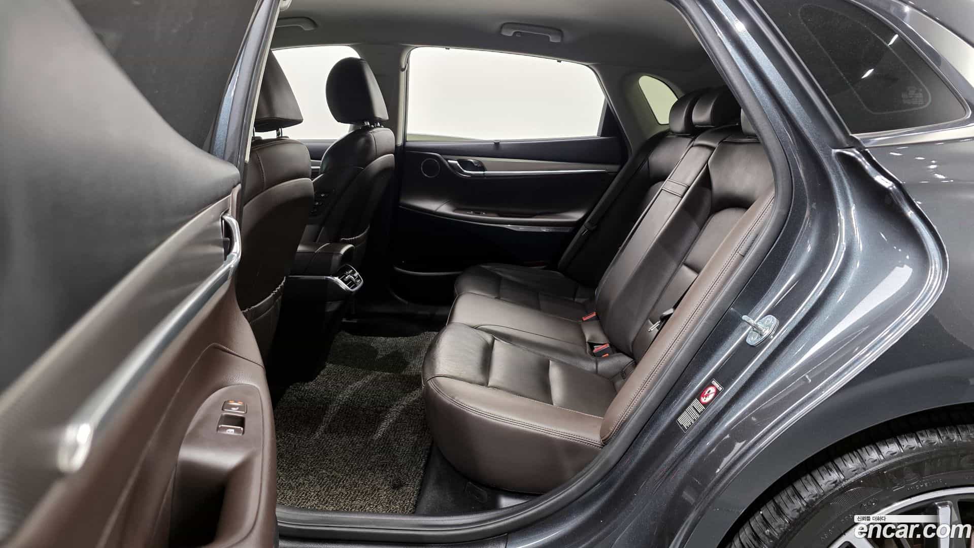 Grandeur Hyundai 2021.0-OPTION-016