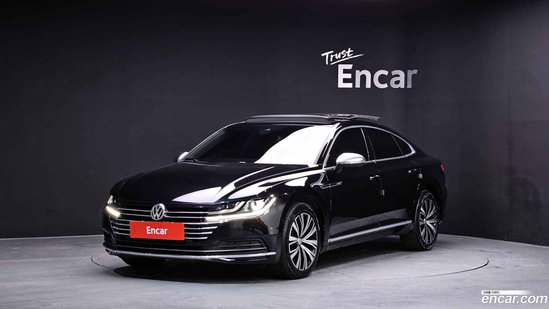 Main__Slider__Photo:Arteon Volkswagen 2019.11-0