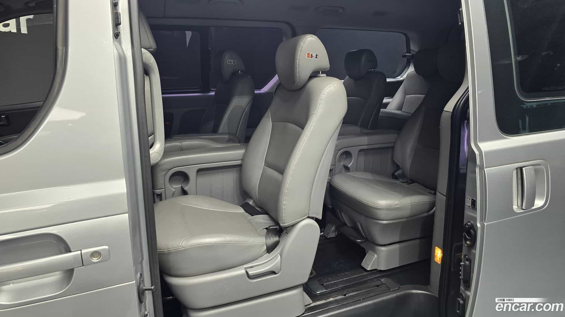 Starex Hyundai 2015.1-OPTION-016