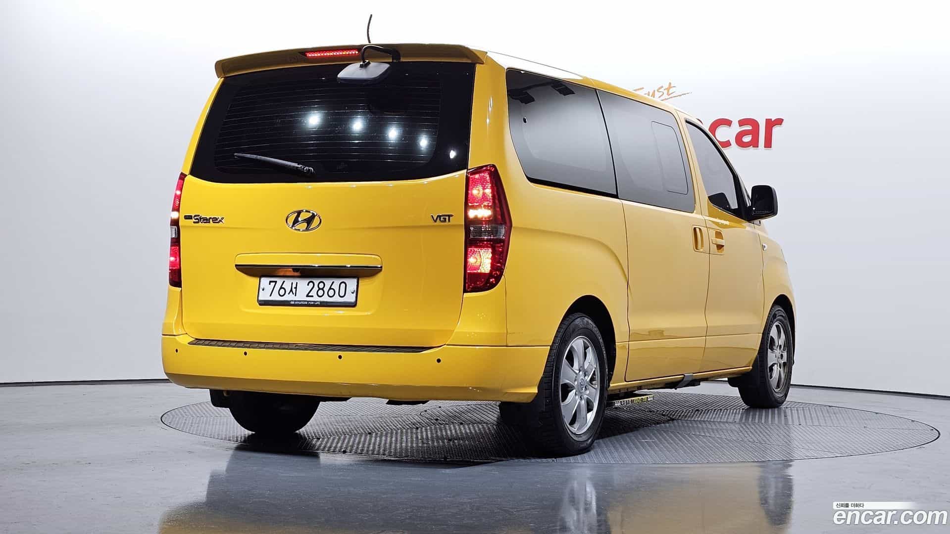 Starex Hyundai 2019.6-OUTER-002