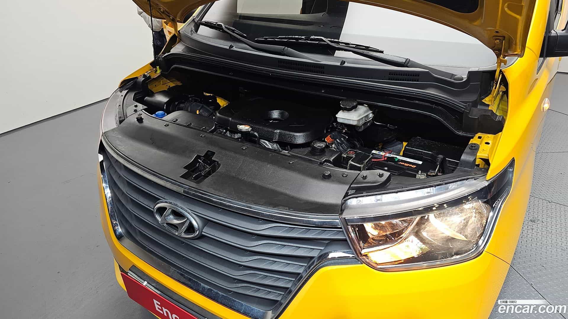 Starex Hyundai 2019.6-INNER-006