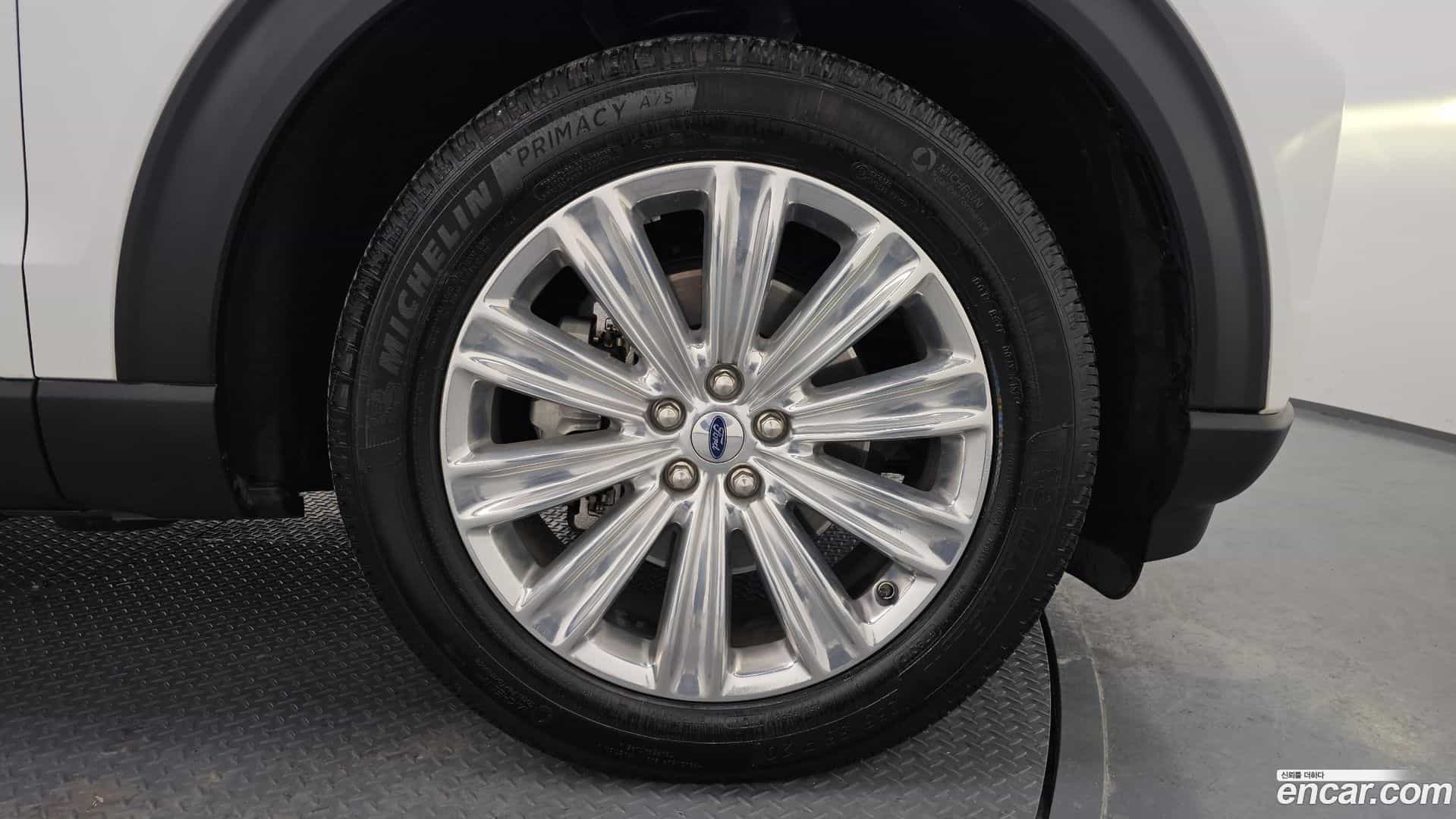 Explorer Ford 2022.11-OUTER-005