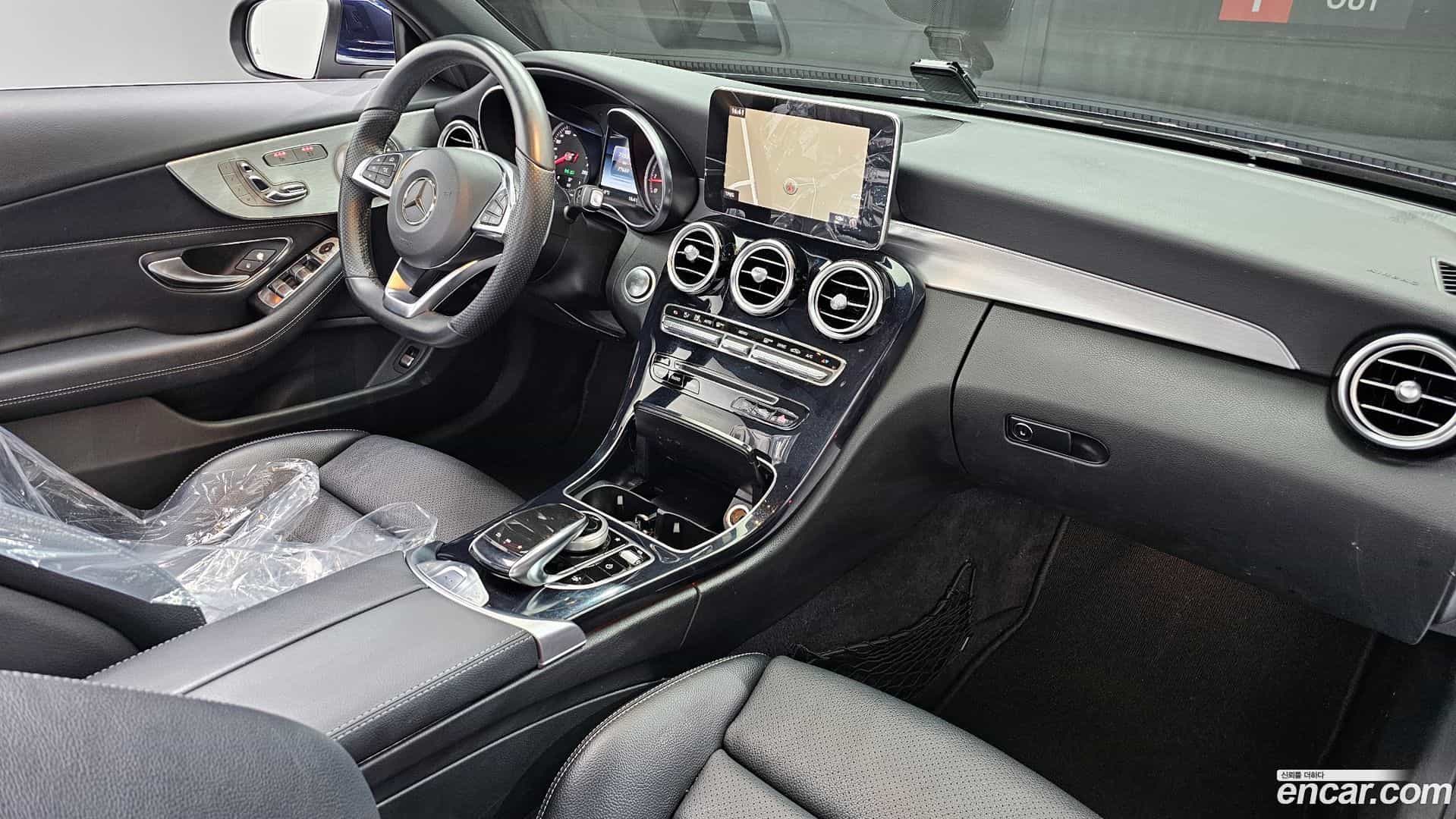 C-Class Mercedes-Benz 2017.3-INNER-007