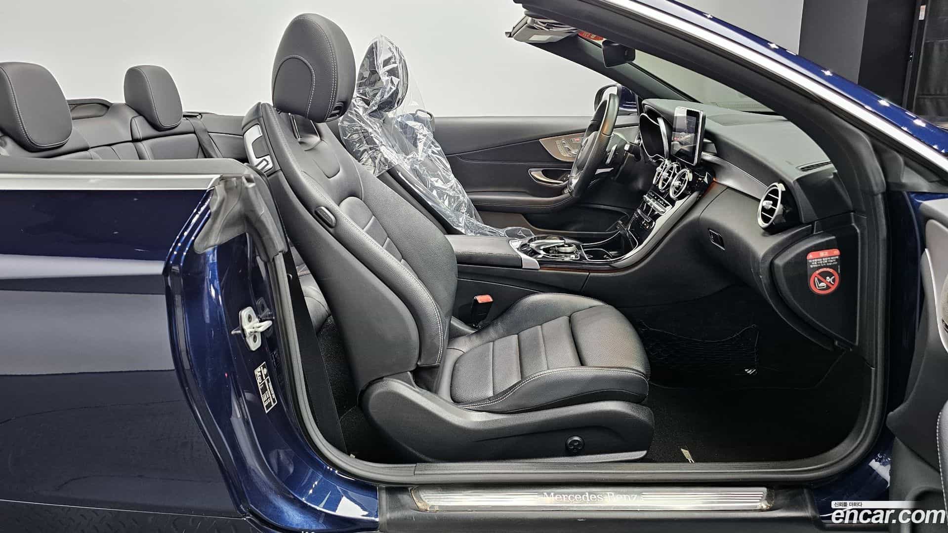 C-Class Mercedes-Benz 2017.3-INNER-010
