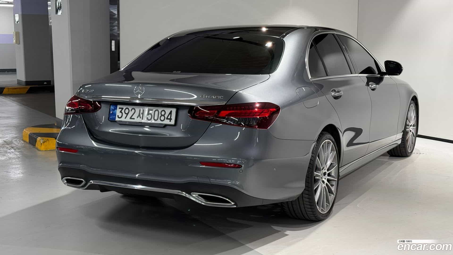E-Class Mercedes-Benz 2022.4-OUTER-004