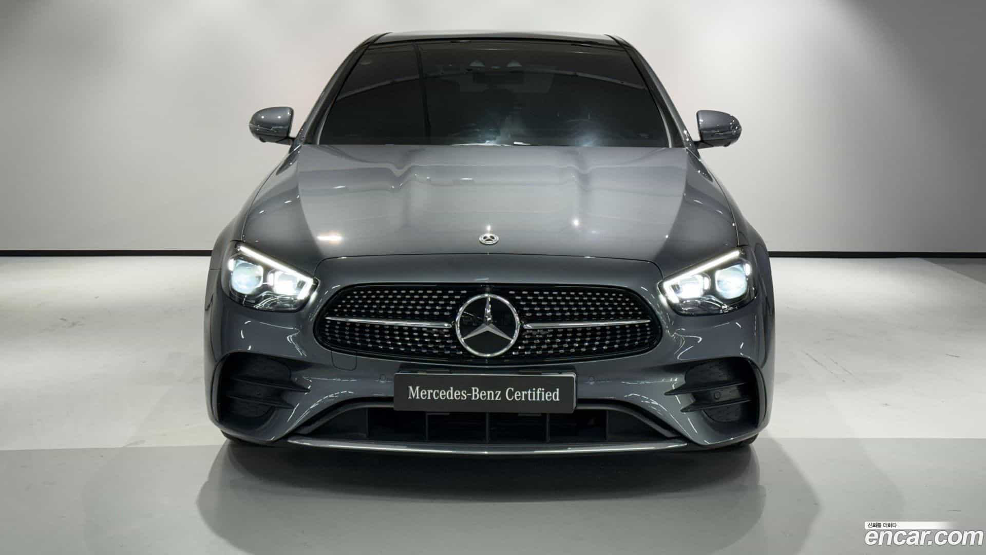 E-Class Mercedes-Benz 2022.4-INNER-006