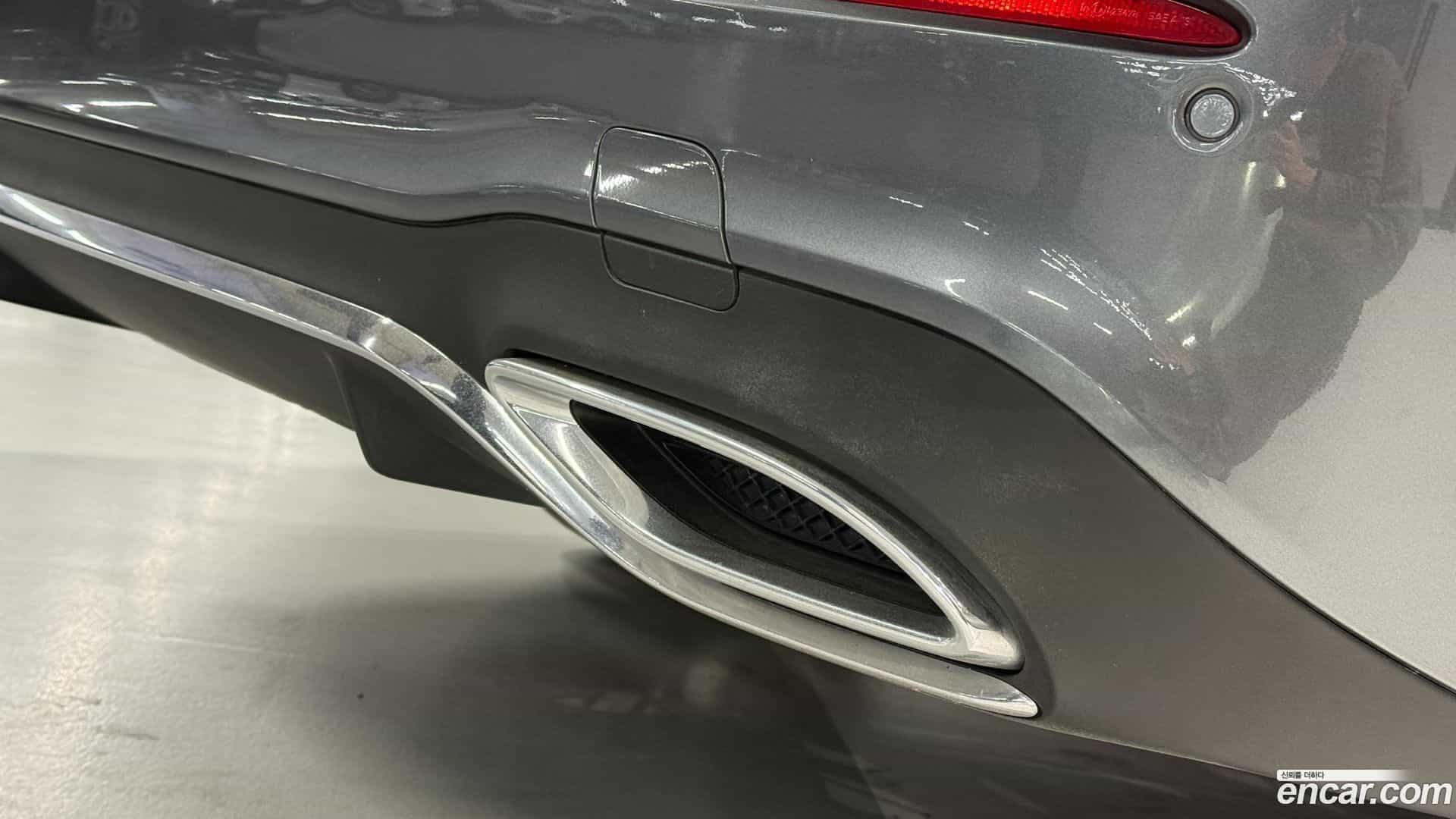 E-Class Mercedes-Benz 2022.4-OPTION-015