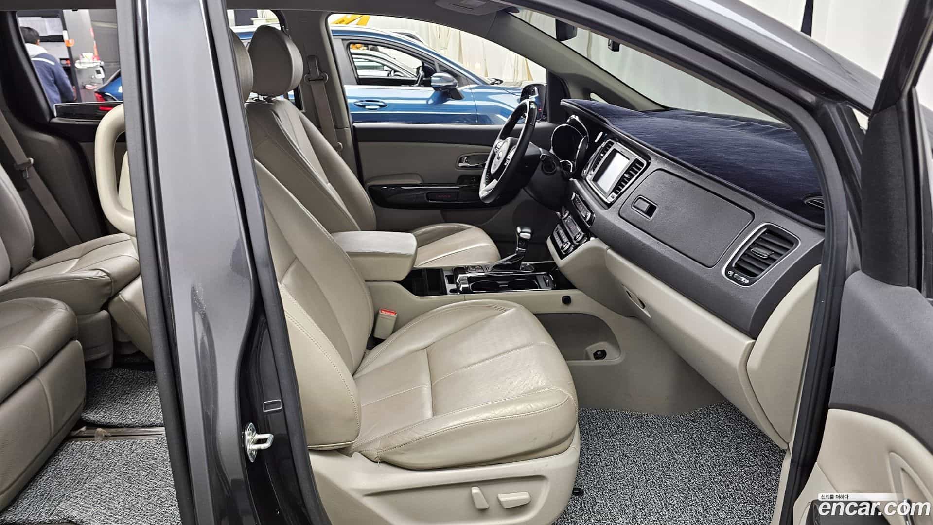 Canival Kia 2017.2-OPTION-015