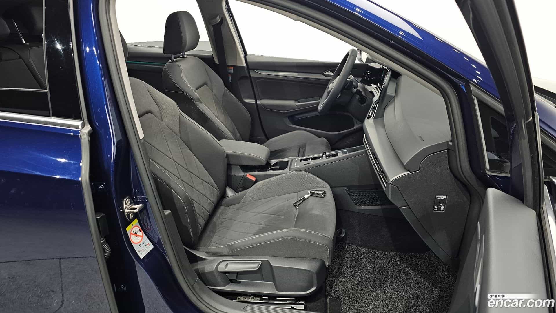 Golf Volkswagen 2022.0-OPTION-016