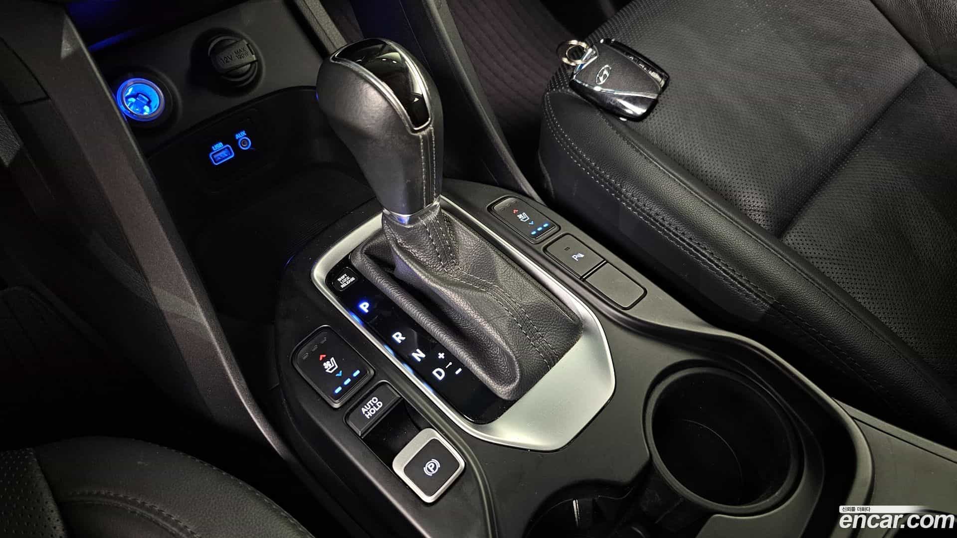 Santafe Hyundai 2017.1-INNER-009