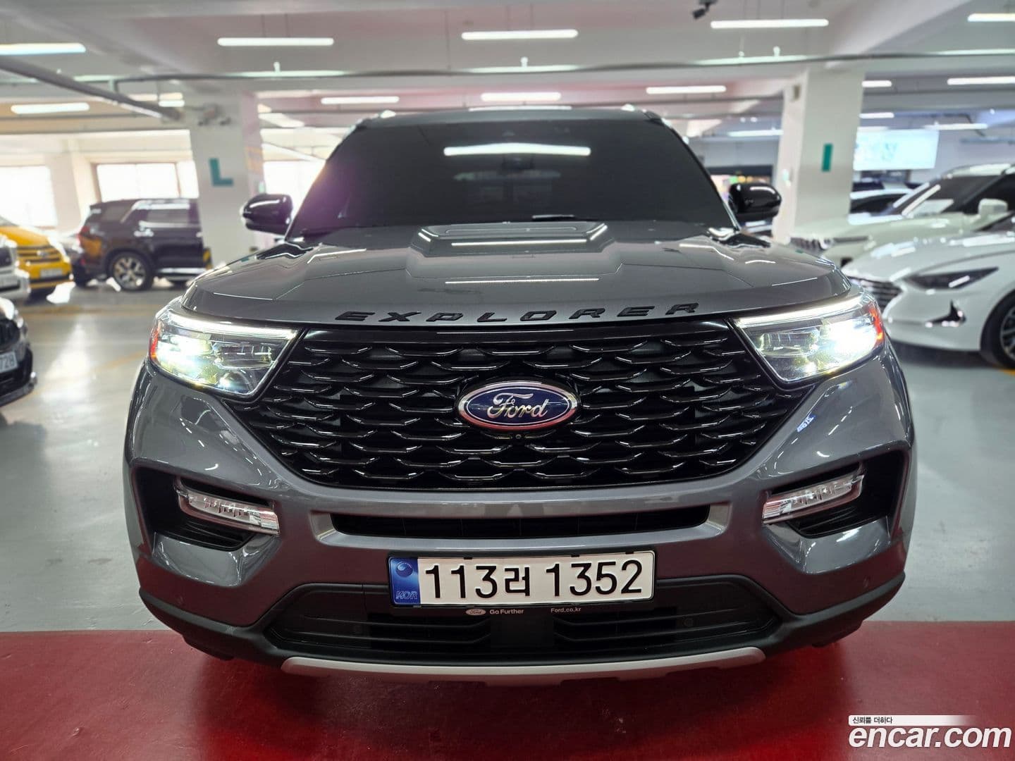 Main__Slider__Photo:Explorer Ford 2022.11-0