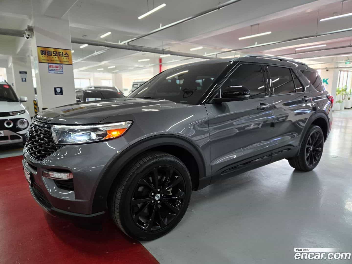 Explorer Ford 2022.11-OUTER-003