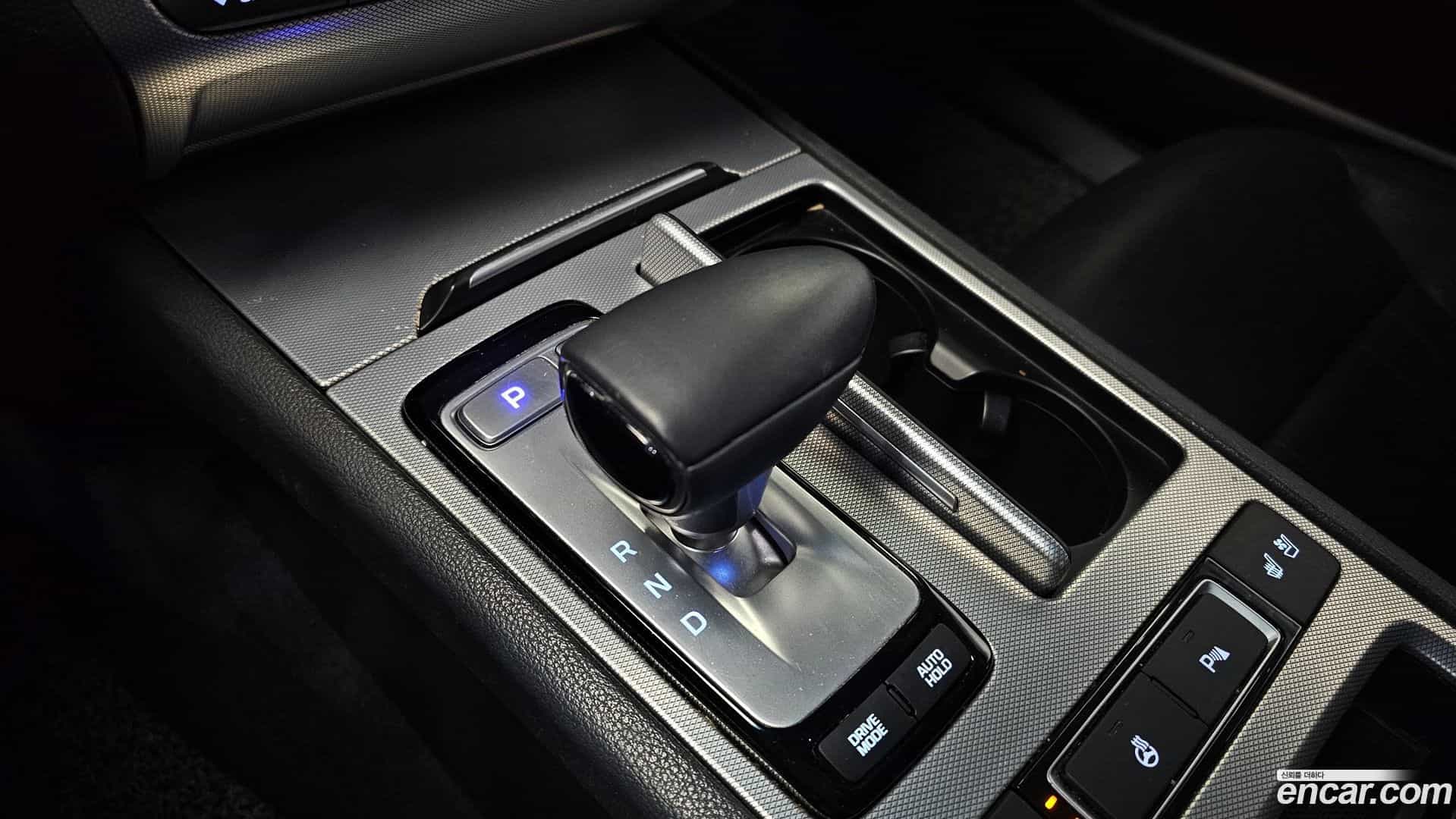 G80 Genesis 2017.2-INNER-009