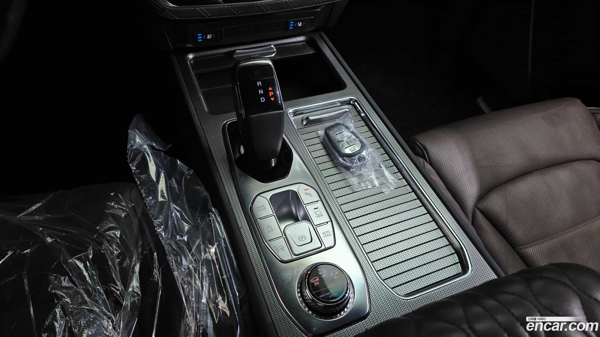 Rexton KG Mobility 2021.0-INNER-009