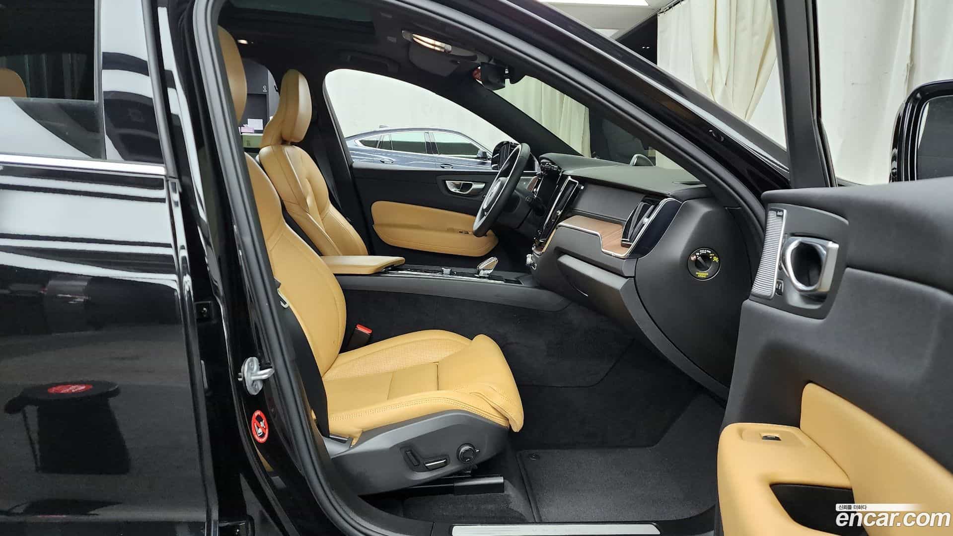 XC60 Volvo 2024.2-OPTION-015