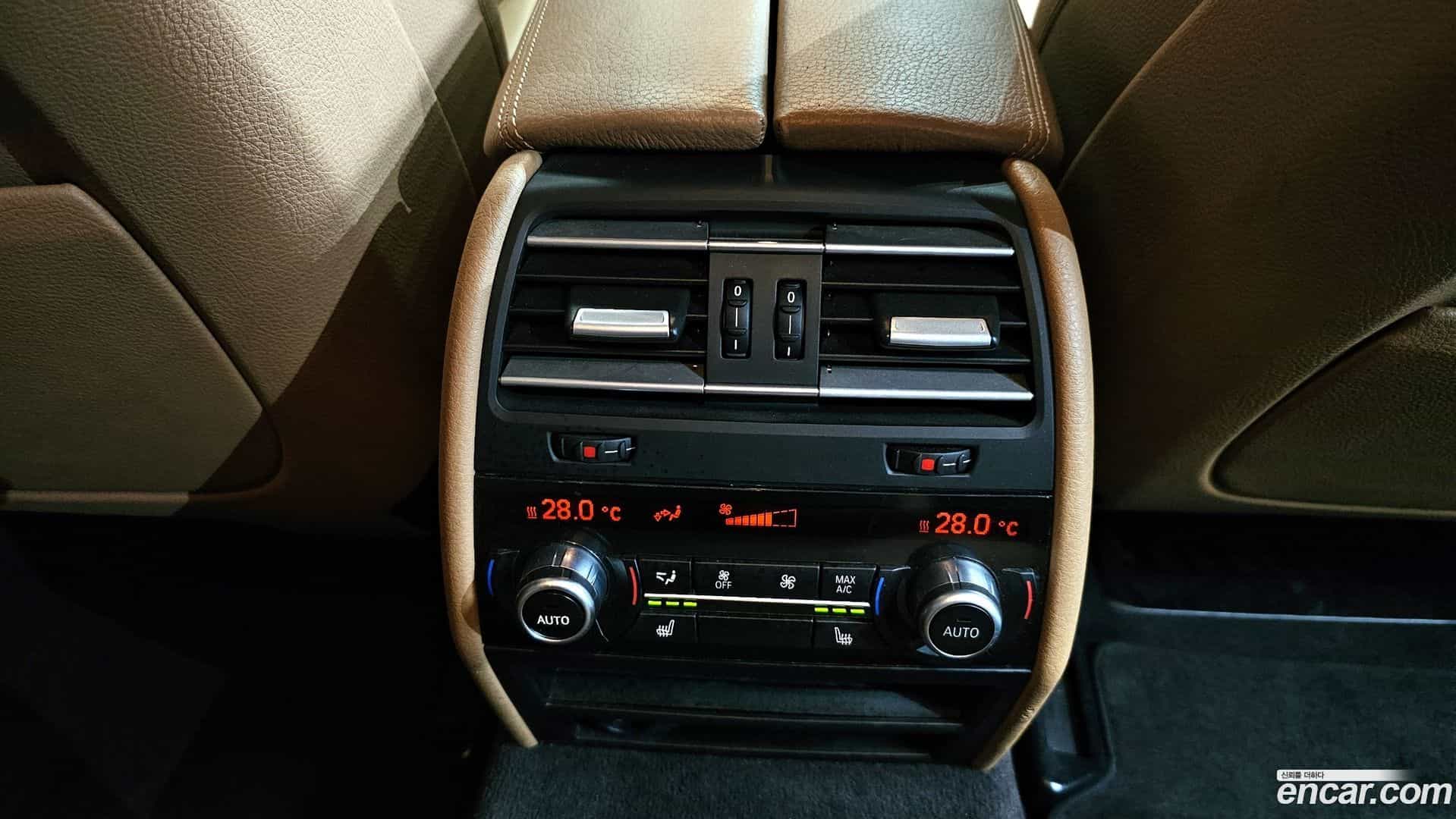 7-Series BMW 2013.1-OPTION-023