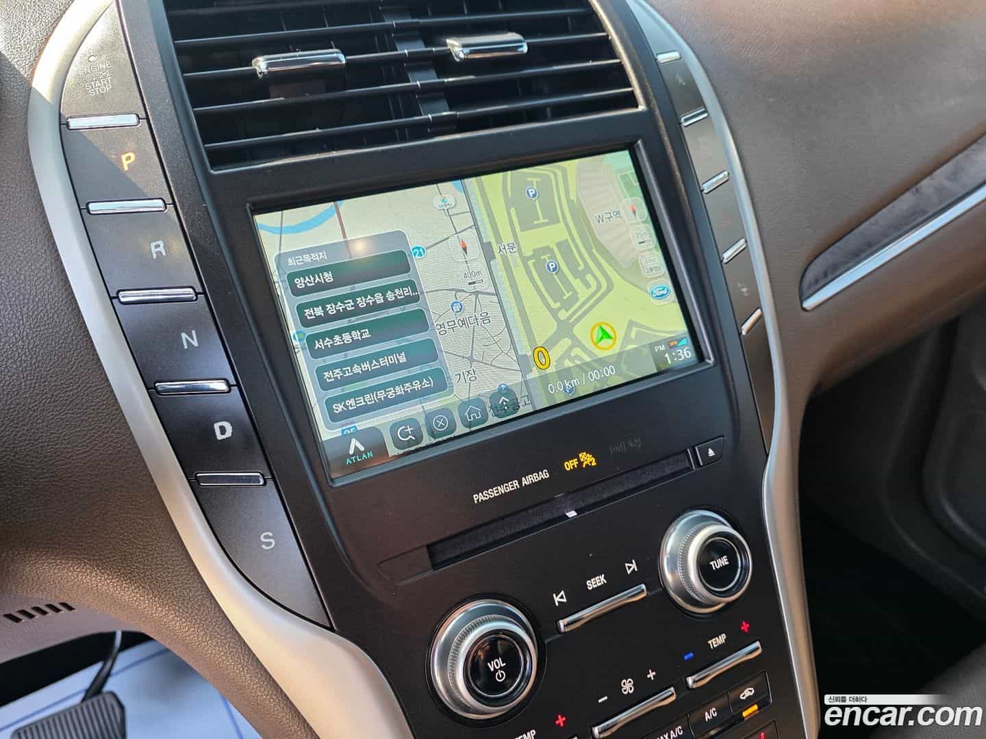 MKC Lincoln 2017.4-OPTION-019