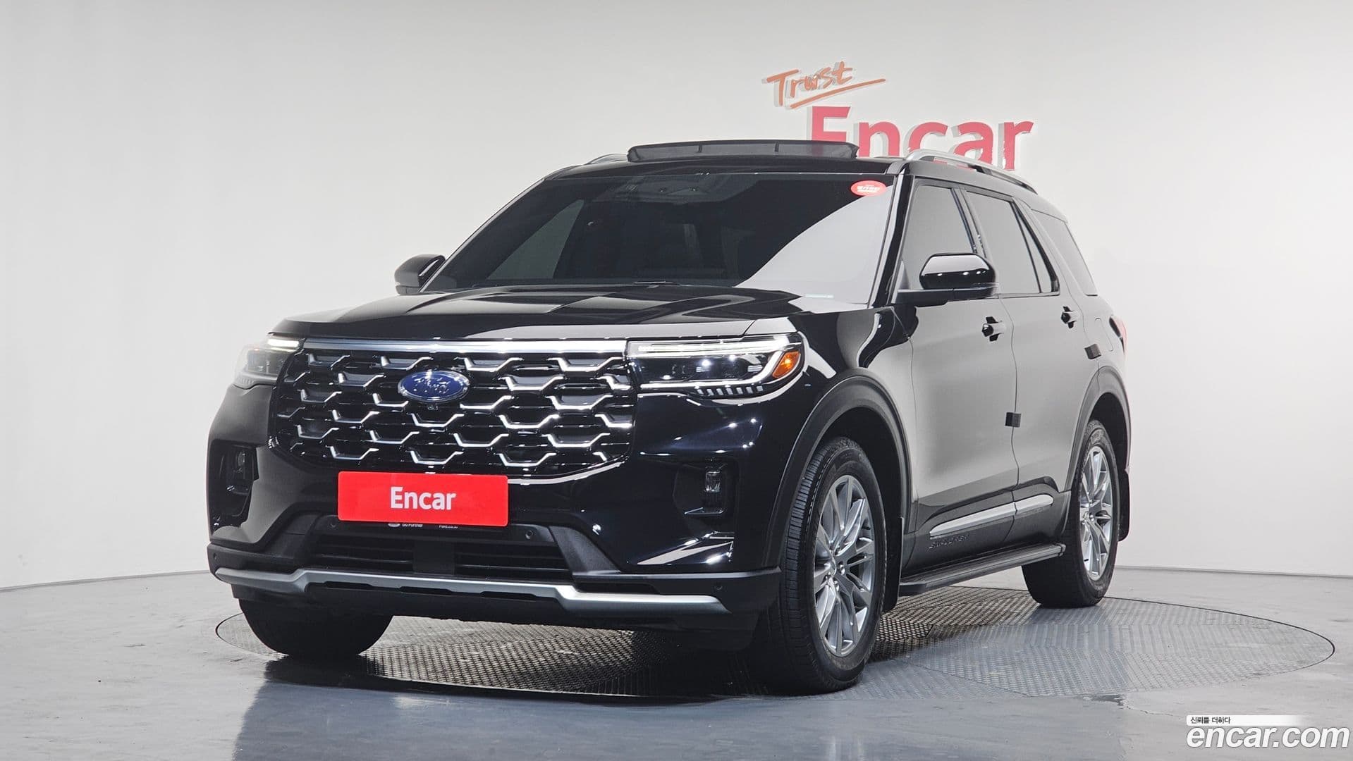 Main__Slider__Photo:Explorer Ford 2025.8-0