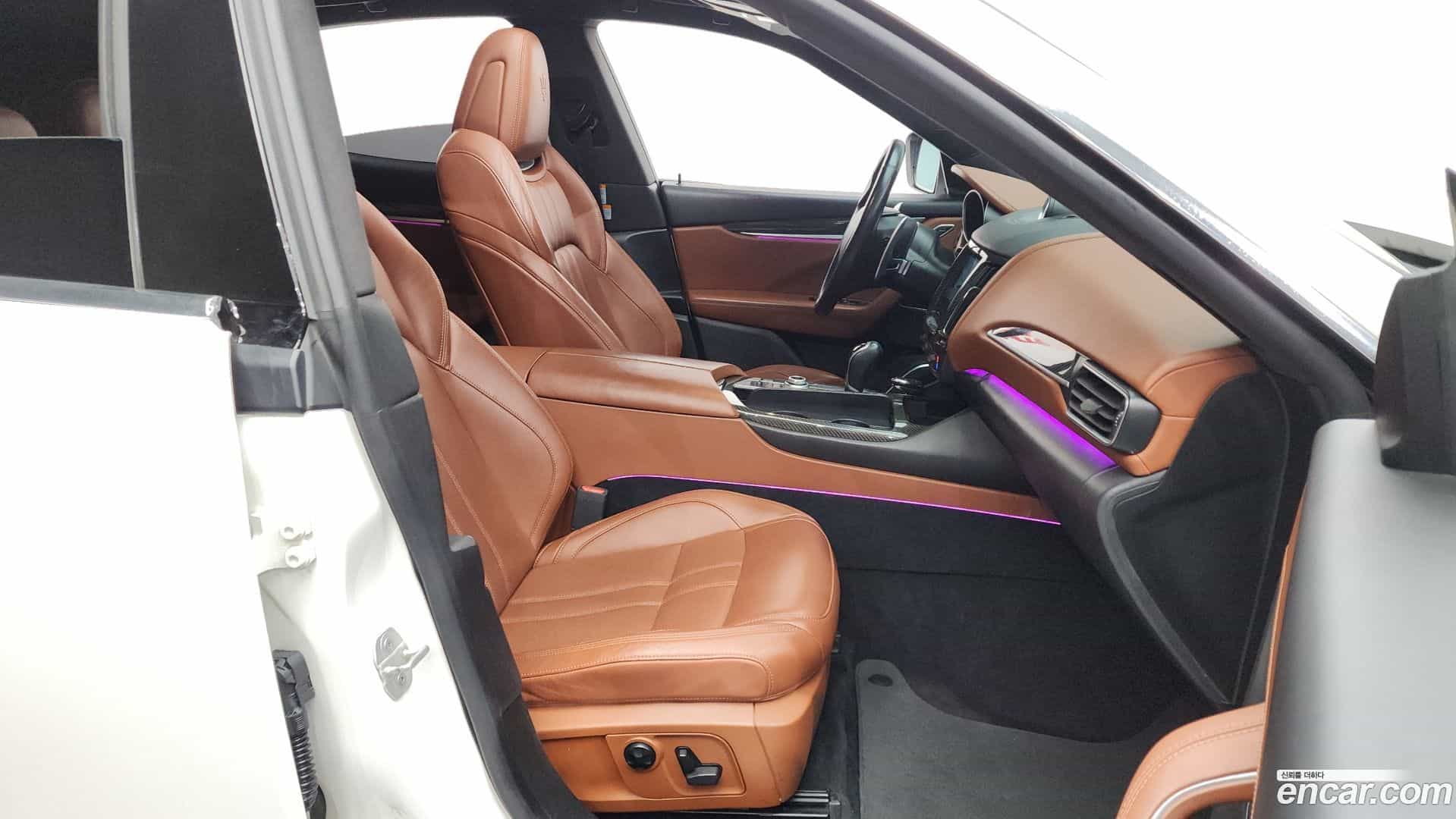 Levante Maserati 2017.3-OPTION-015