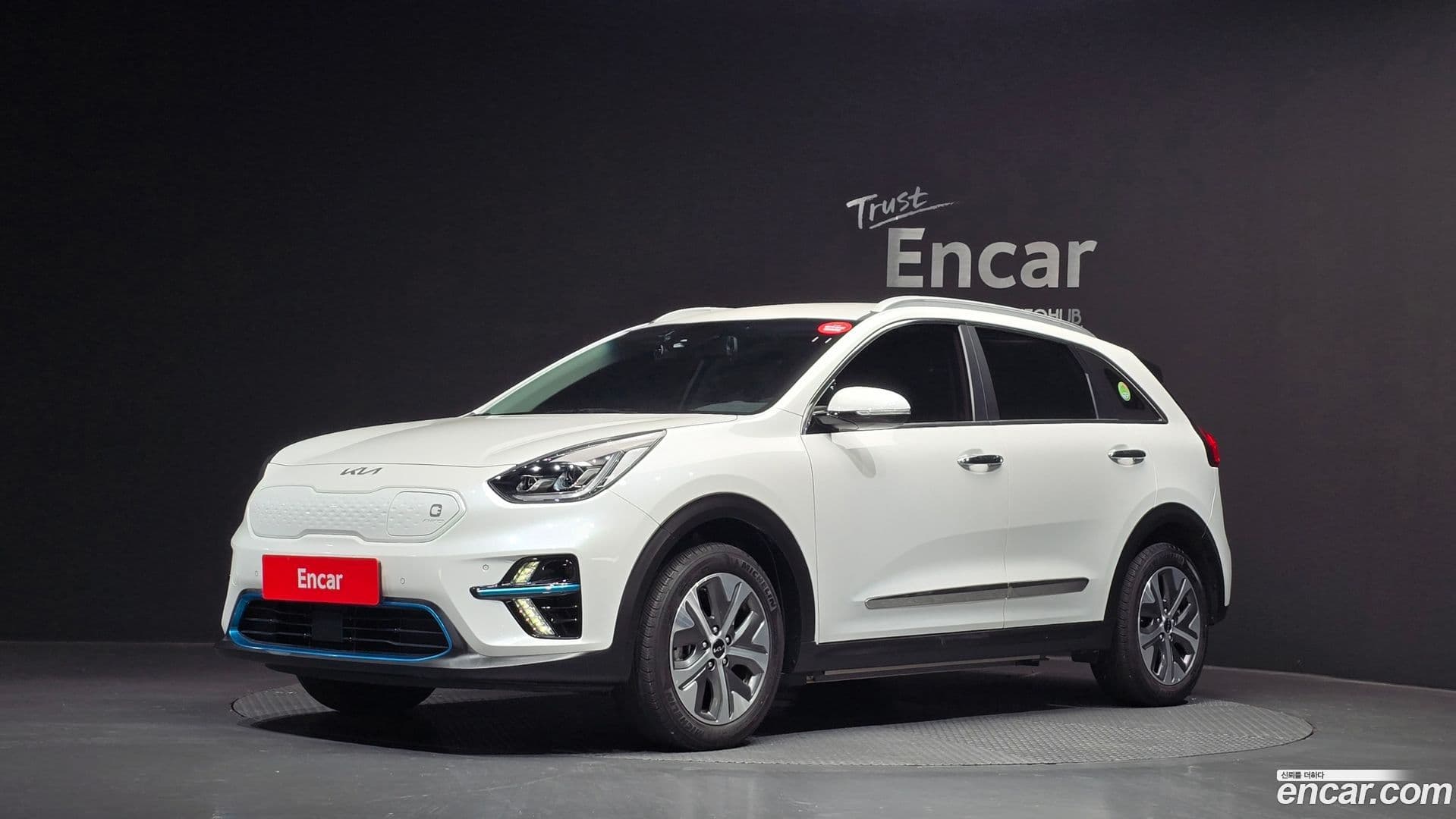 Main__Slider__Photo:Niro Kia 2022.2-0