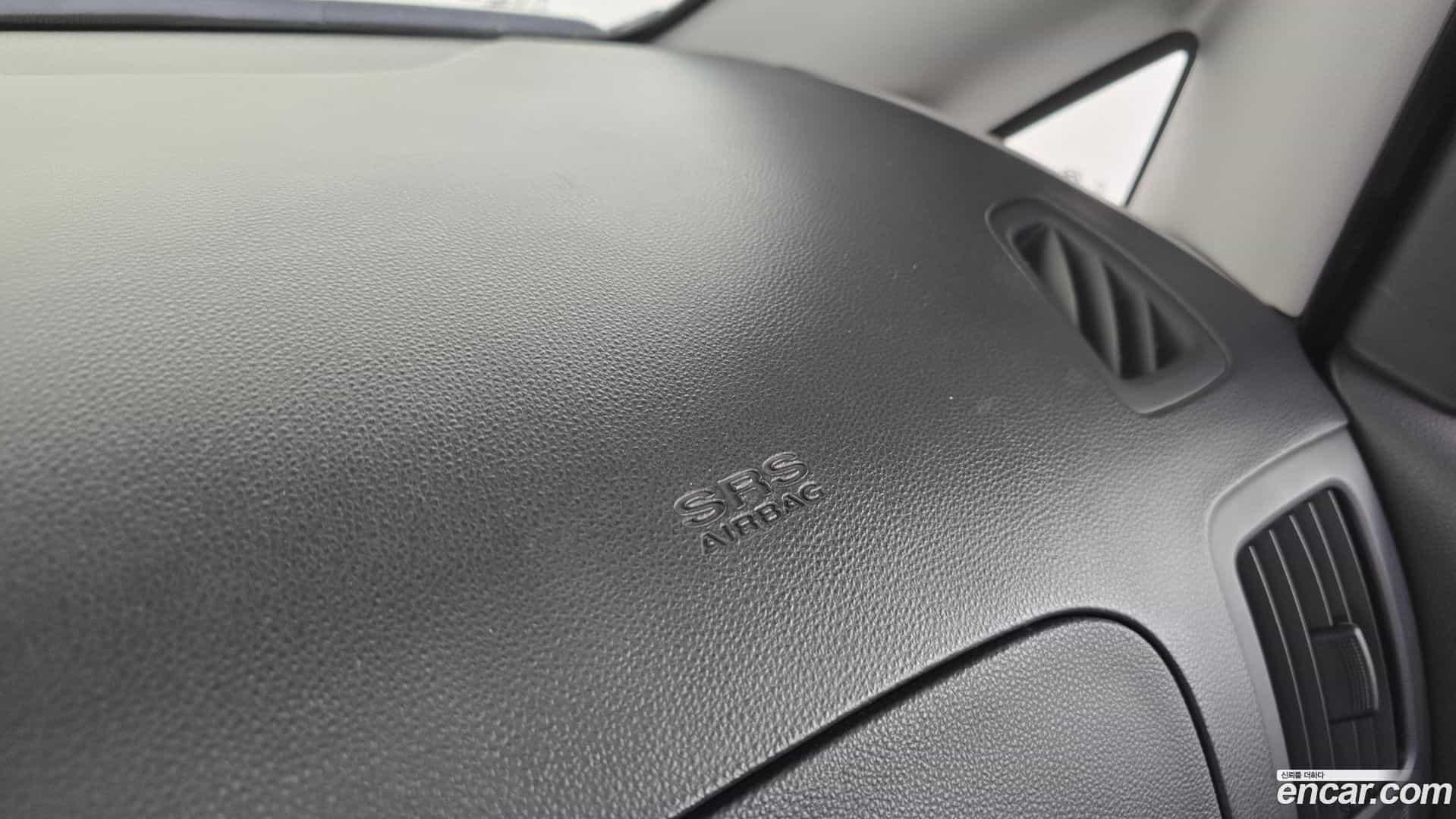 Starex Hyundai 2017.8-OPTION-023
