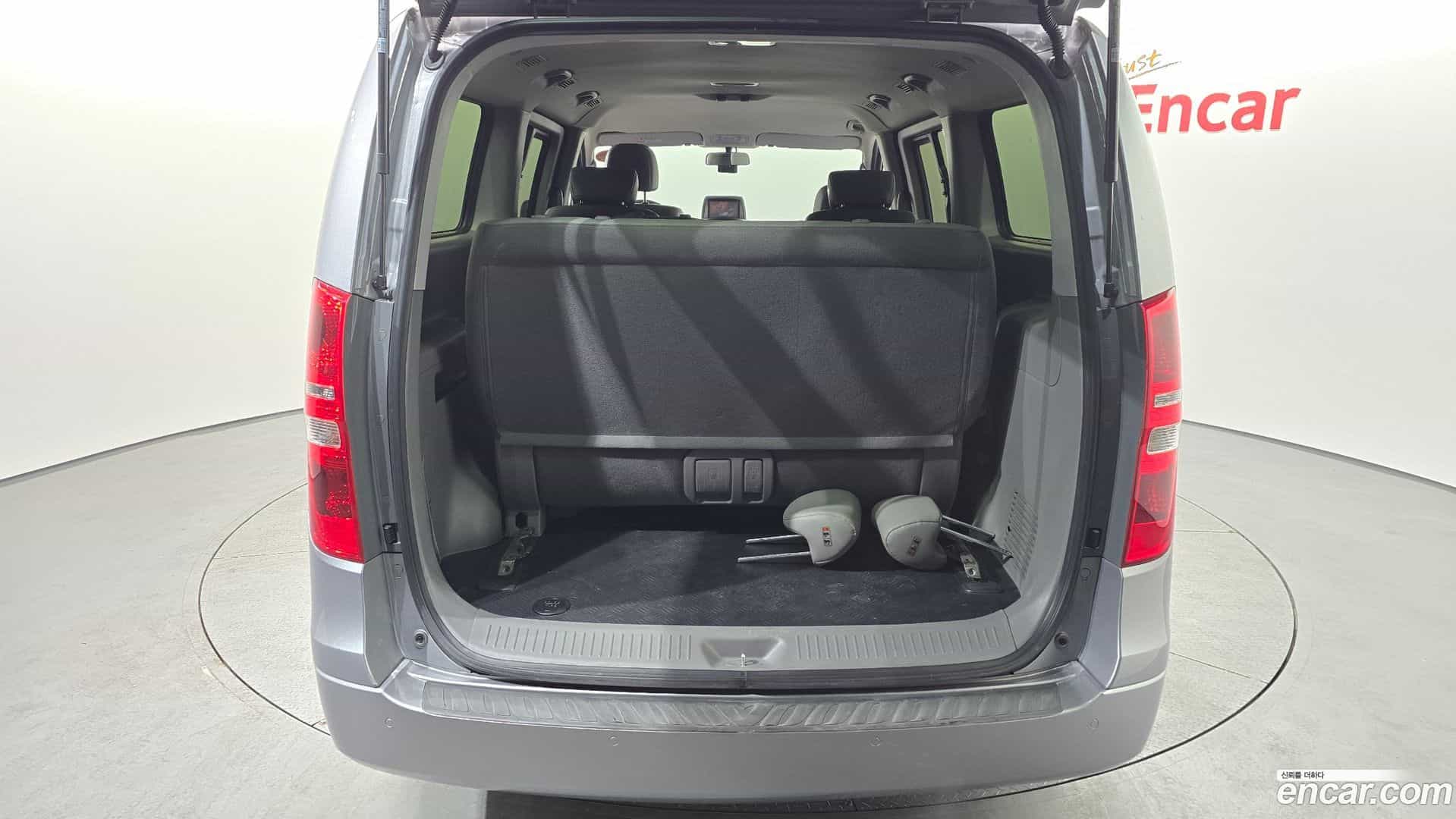 Starex Hyundai 2017.8-OPTION-024