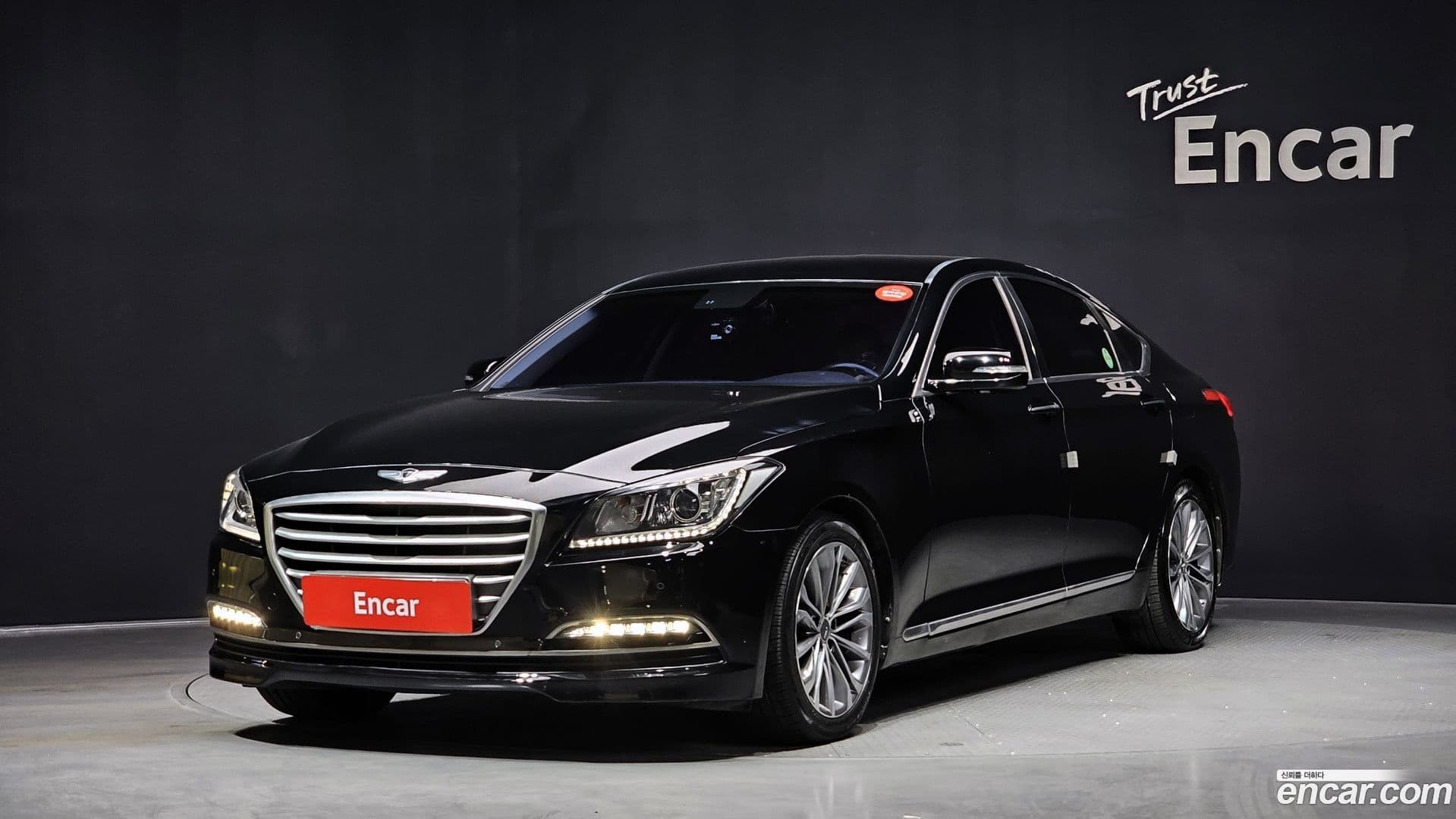 Main__Slider__Photo:Genesis Hyundai 2015.2-0